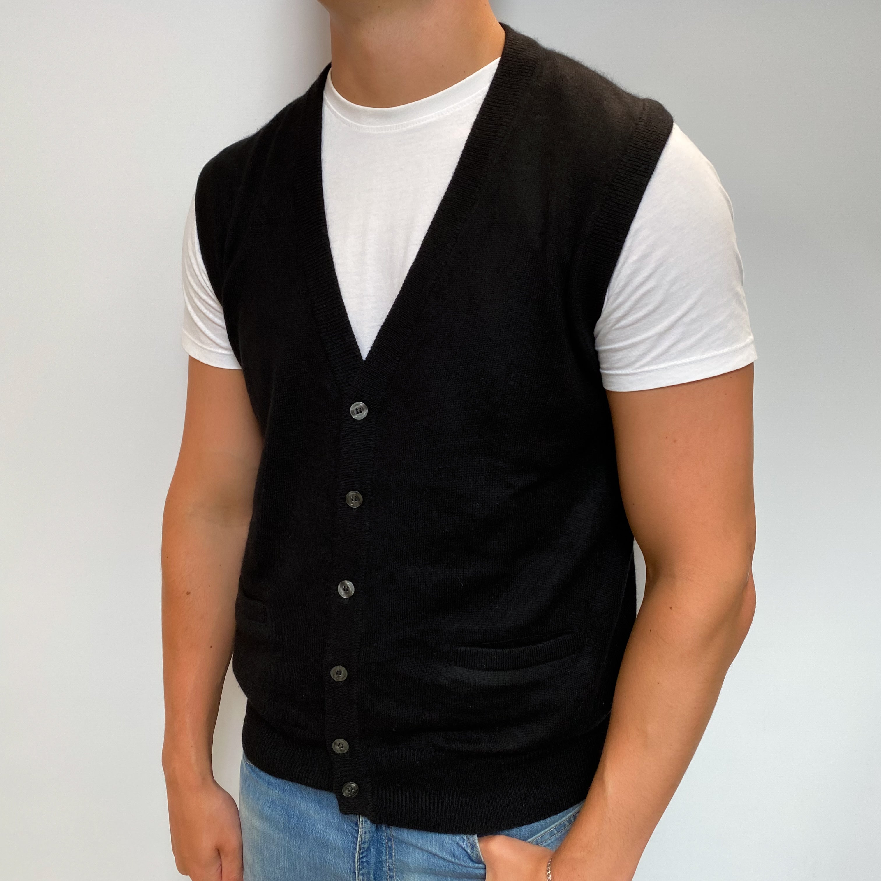 Men's Black Cashmere V Neck Sleeveless Cardigan XL
