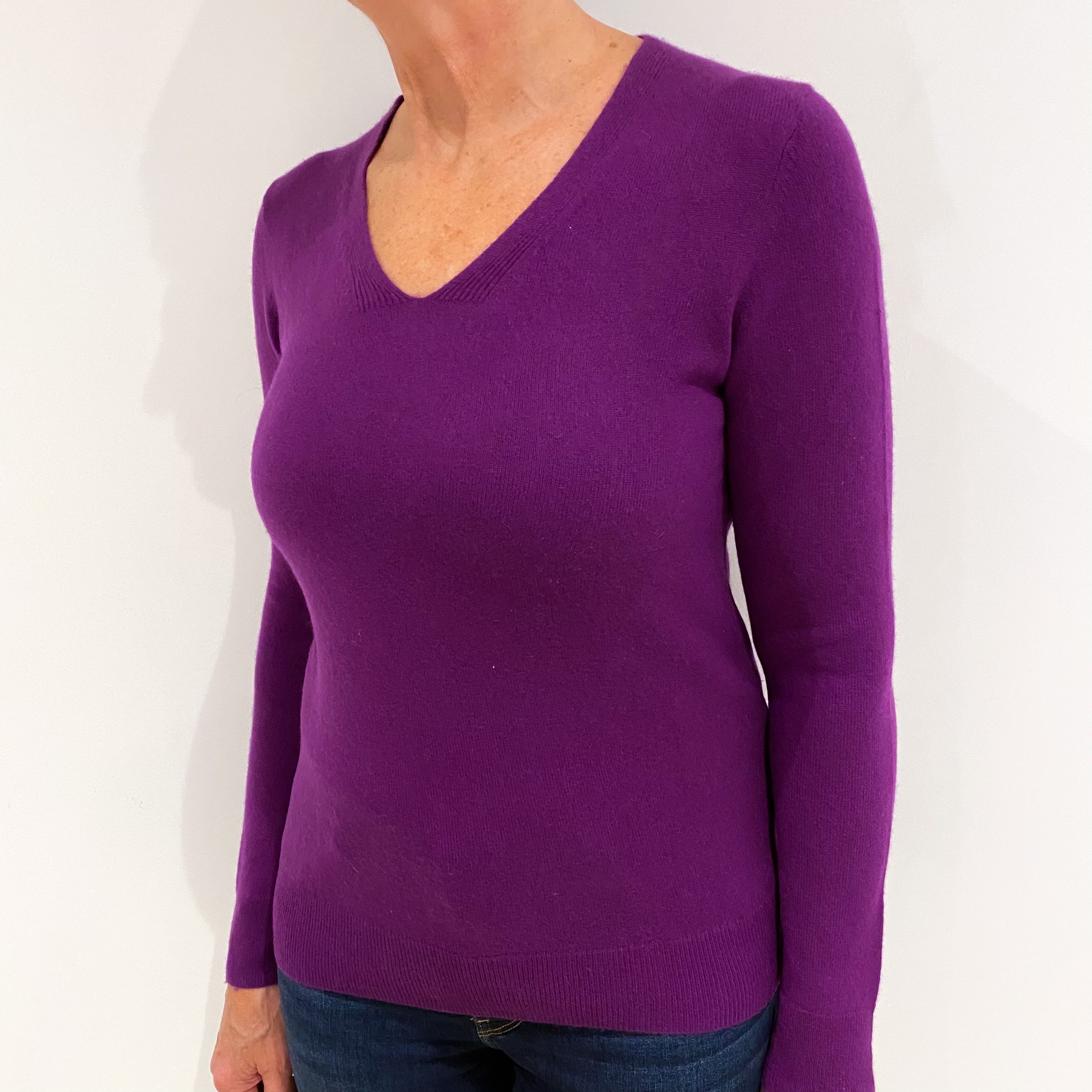 Deep Magenta Purple Cashmere V Neck Jumper Medium