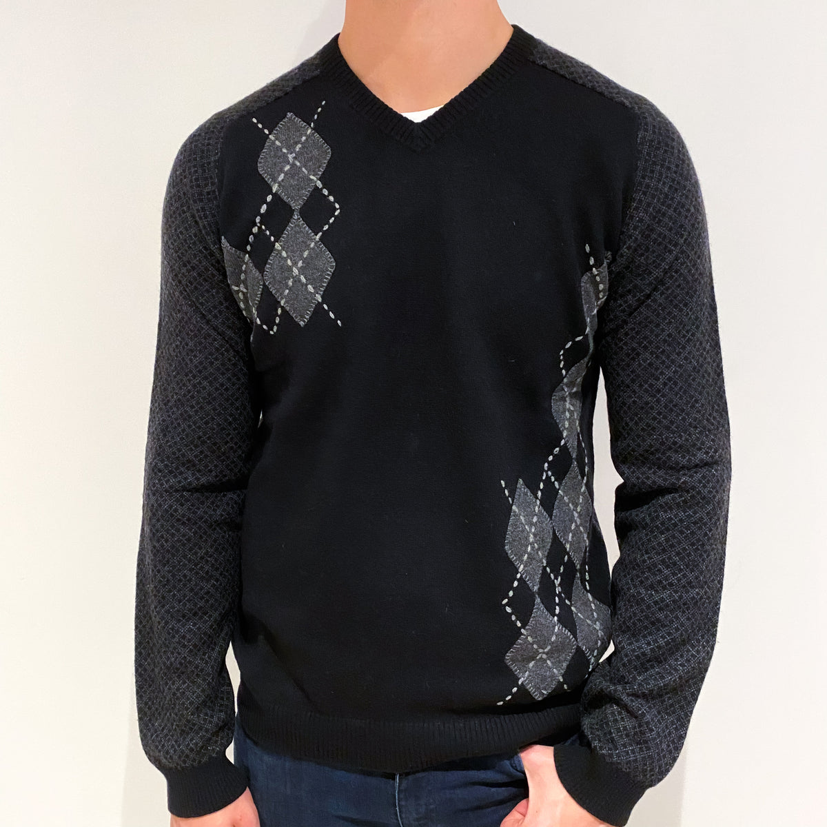 Men's Black Diamond and Check Cashmere V-Neck Jumper Extra Large