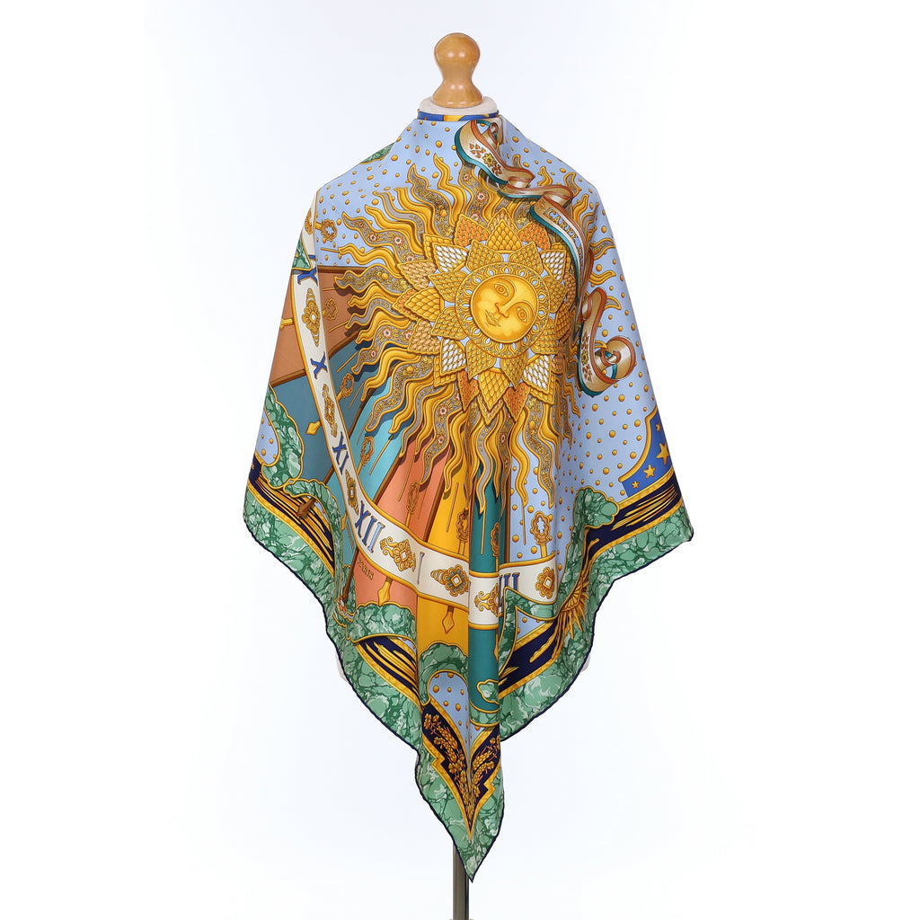 Pristine Hermès Carpe Diem Silk Scarf