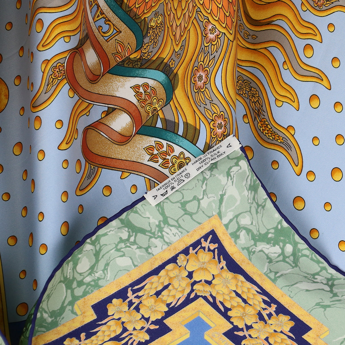 Pristine Hermès Carpe Diem Silk Scarf