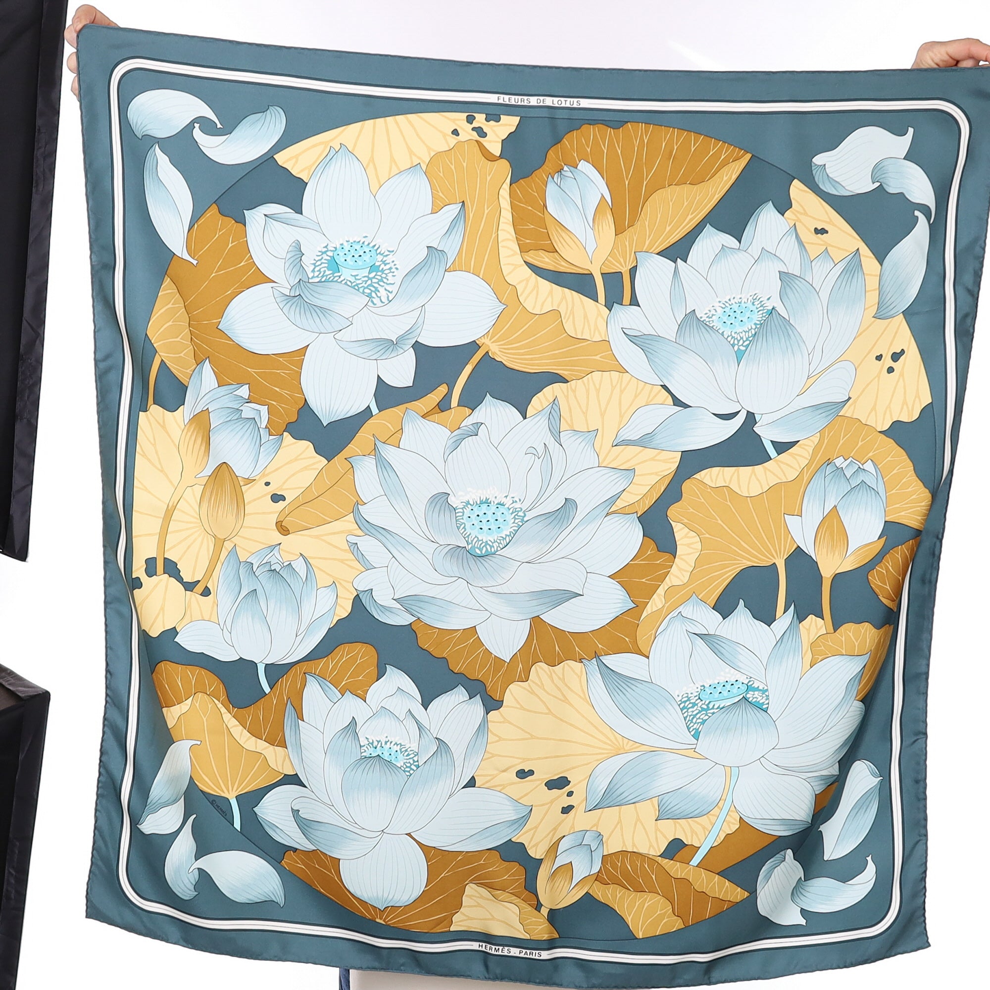 Hermès Fleurs de Lotus Silk Scarf