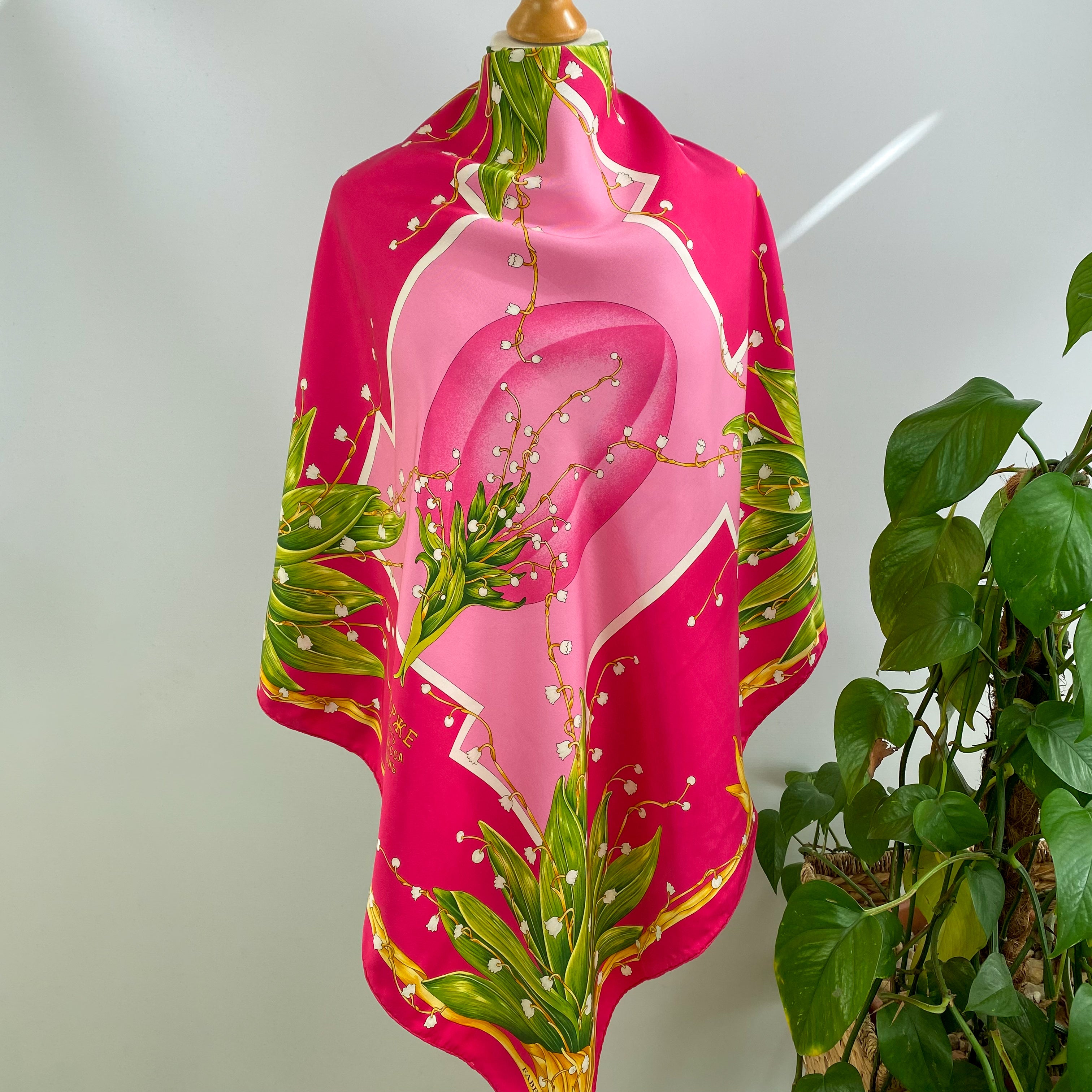 Immaculate Fabergé Floral Silk Scarf