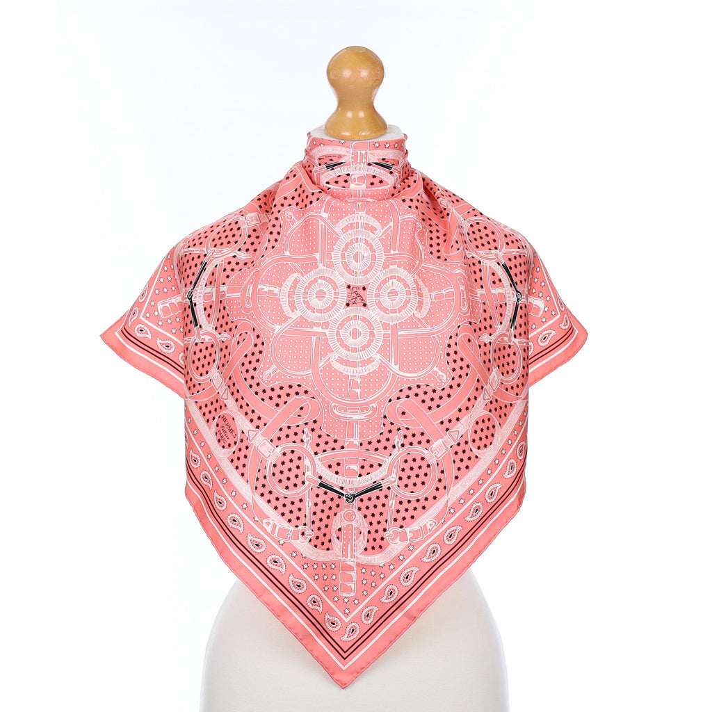 Pristine Hermès 55 Eperon D’or Silk Scarf