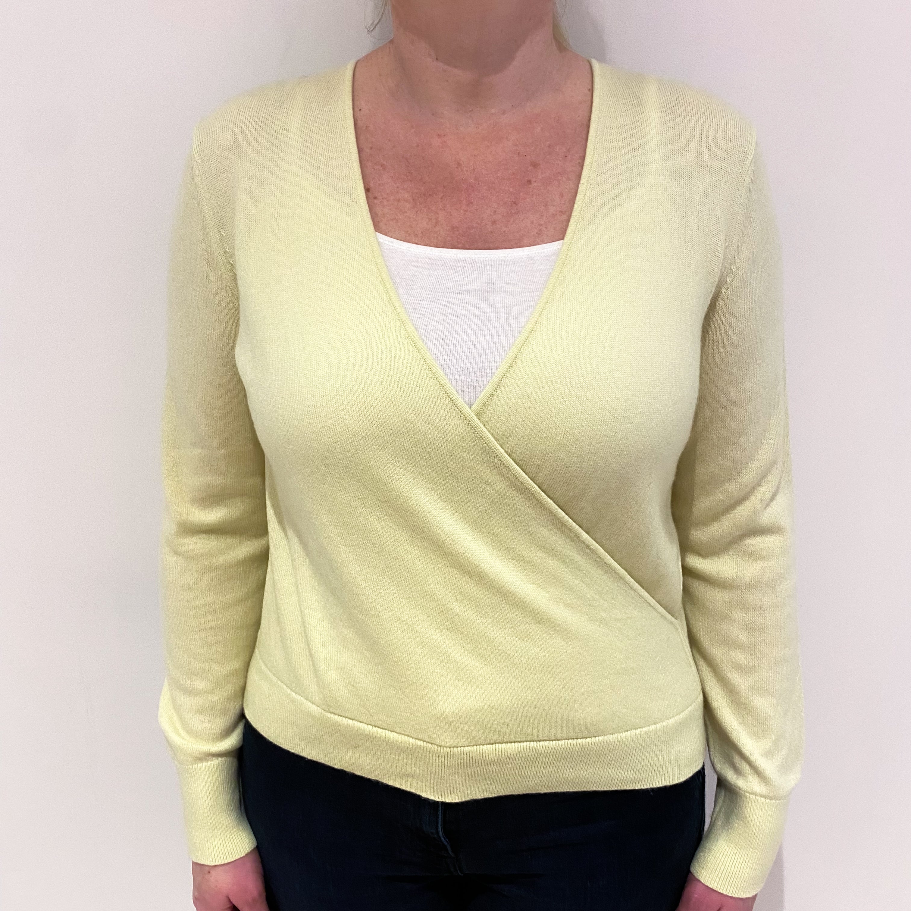 Pale Yellow Cross Over Cashmere V-Neck Jumper Large