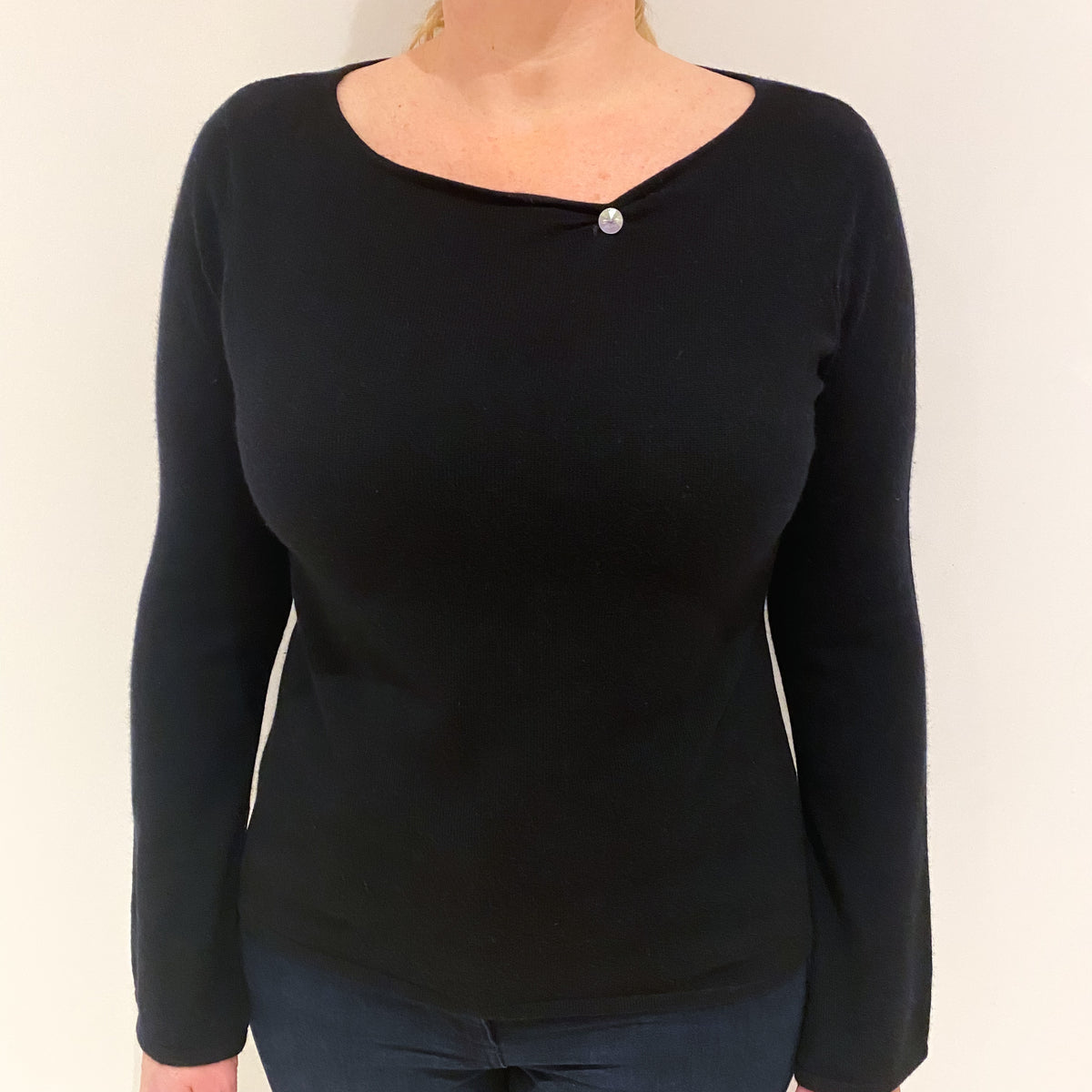 Black Cashmere Boat Neck Jumper Large