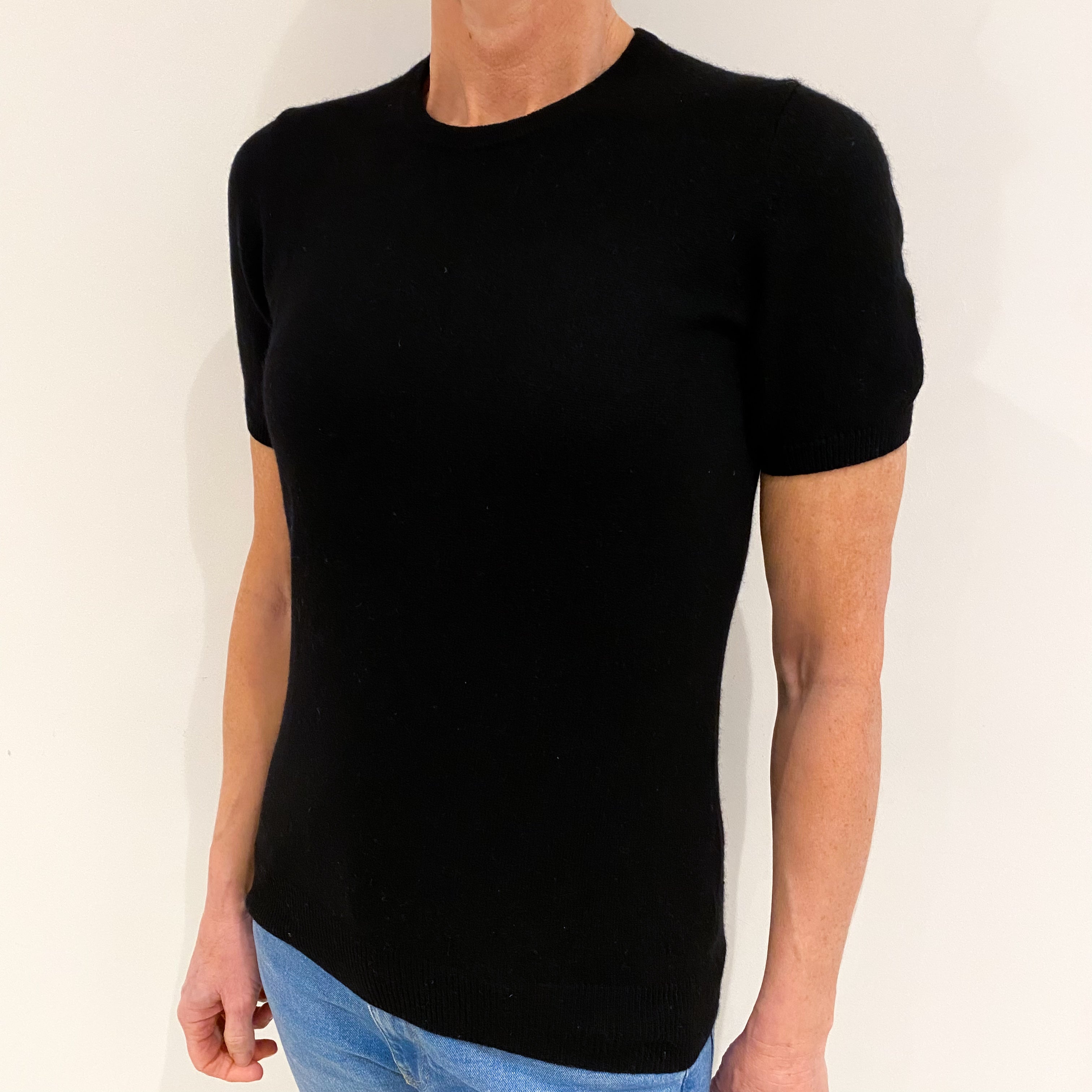 Black Cashmere Short Sleeved Crew Neck Jumper Small