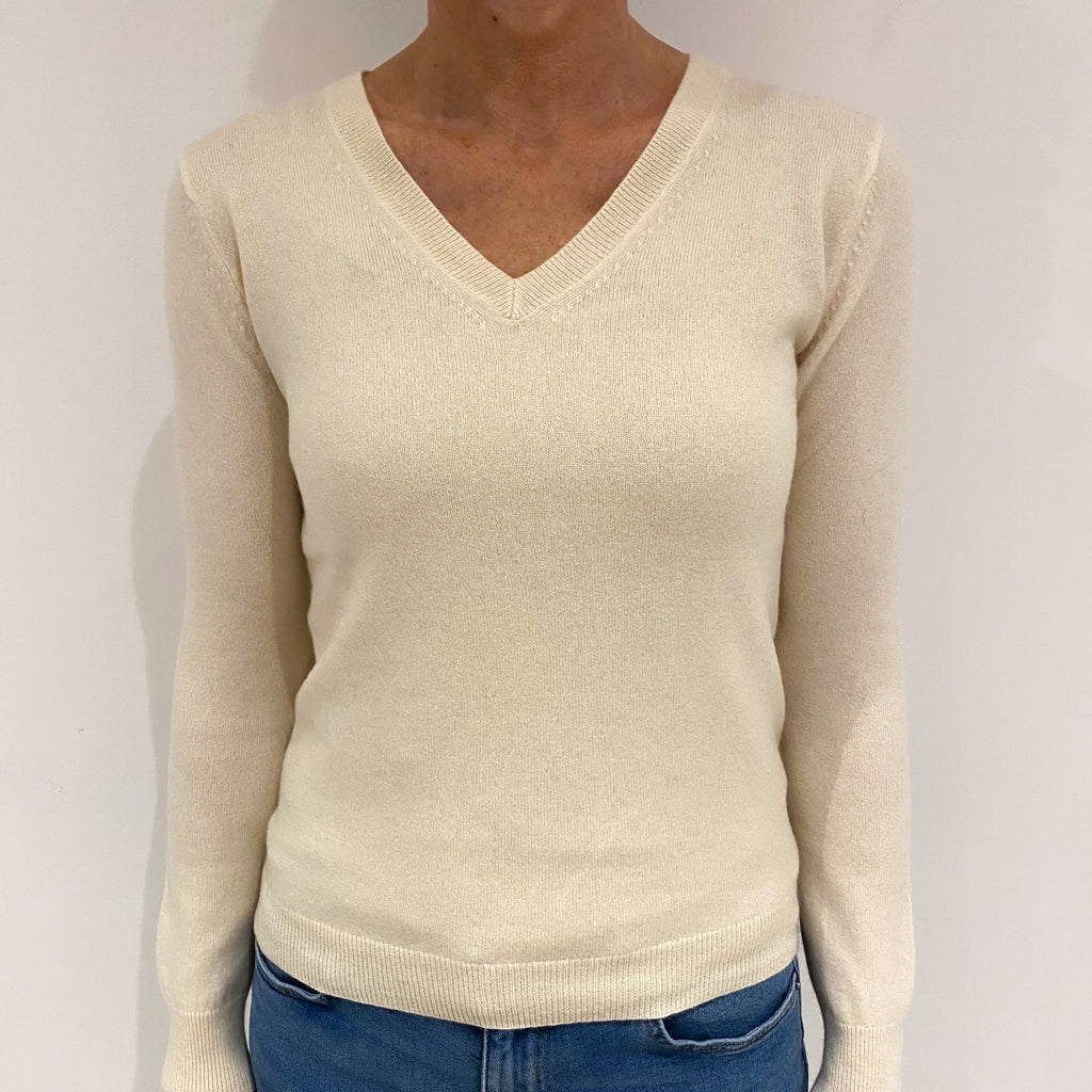 Vanilla Cream Cashmere V Neck Jumper Small