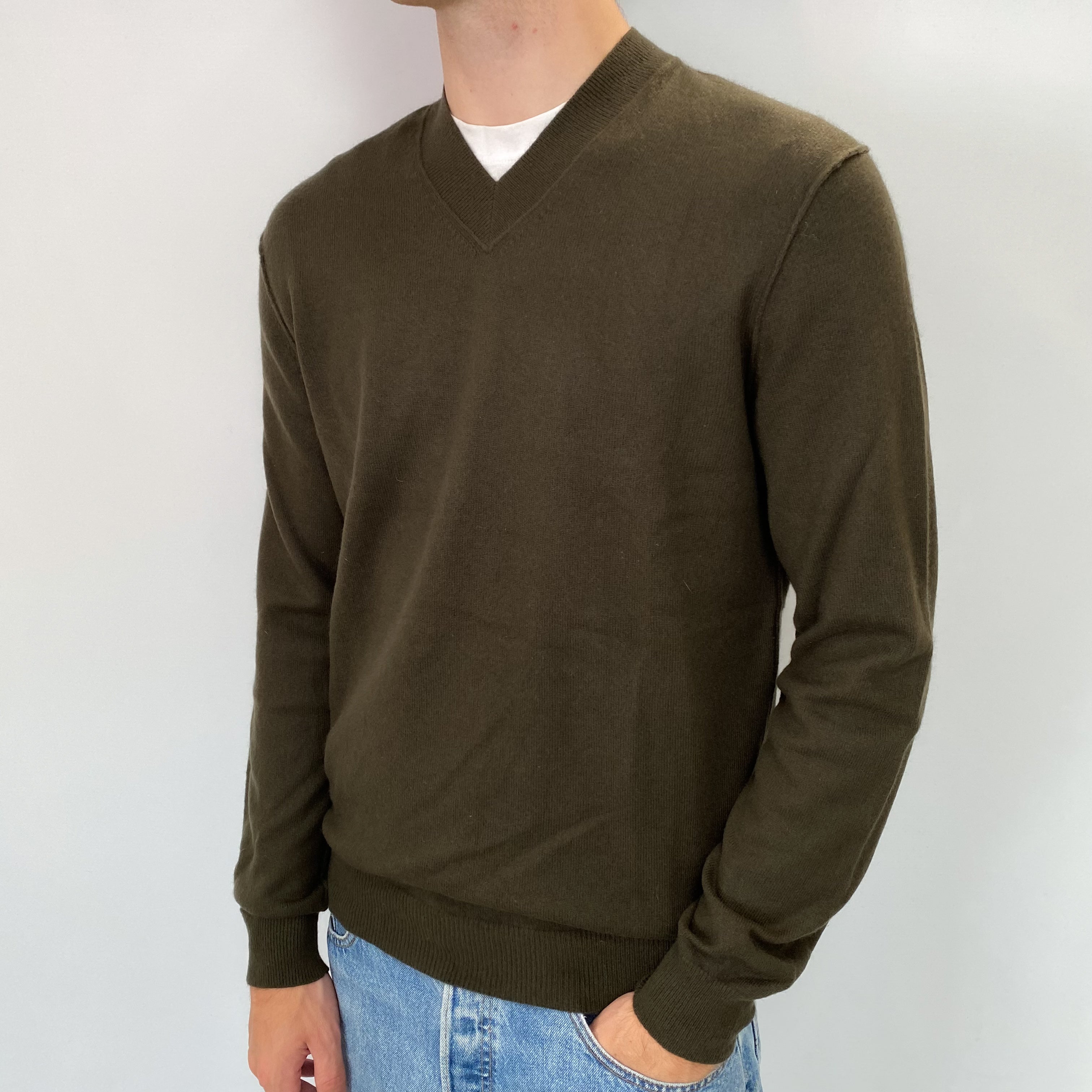 Men's Khaki Green Cashmere V Neck Jumper Medium