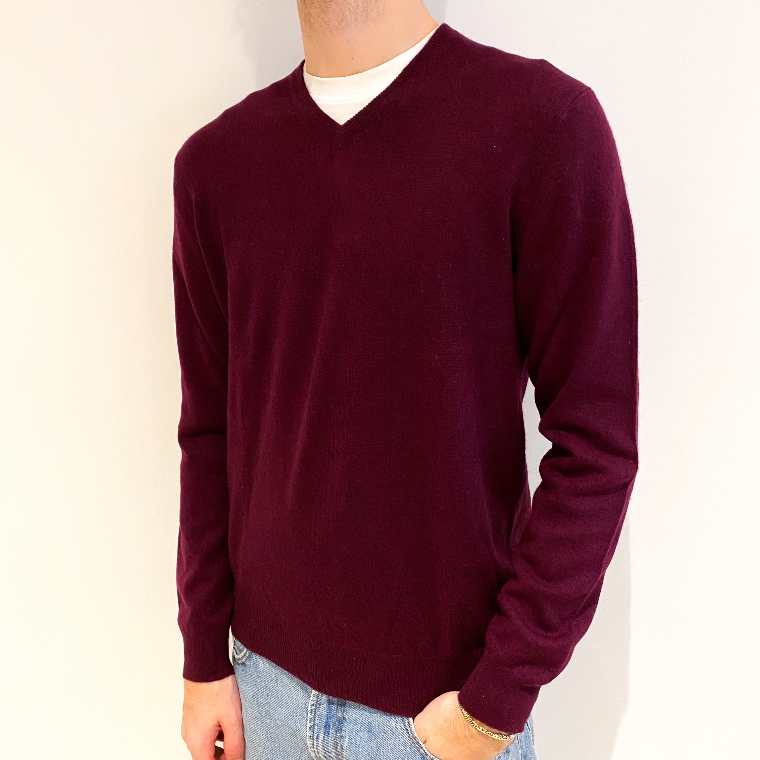 Men's Wine Red Cashmere V Neck Jumper Large