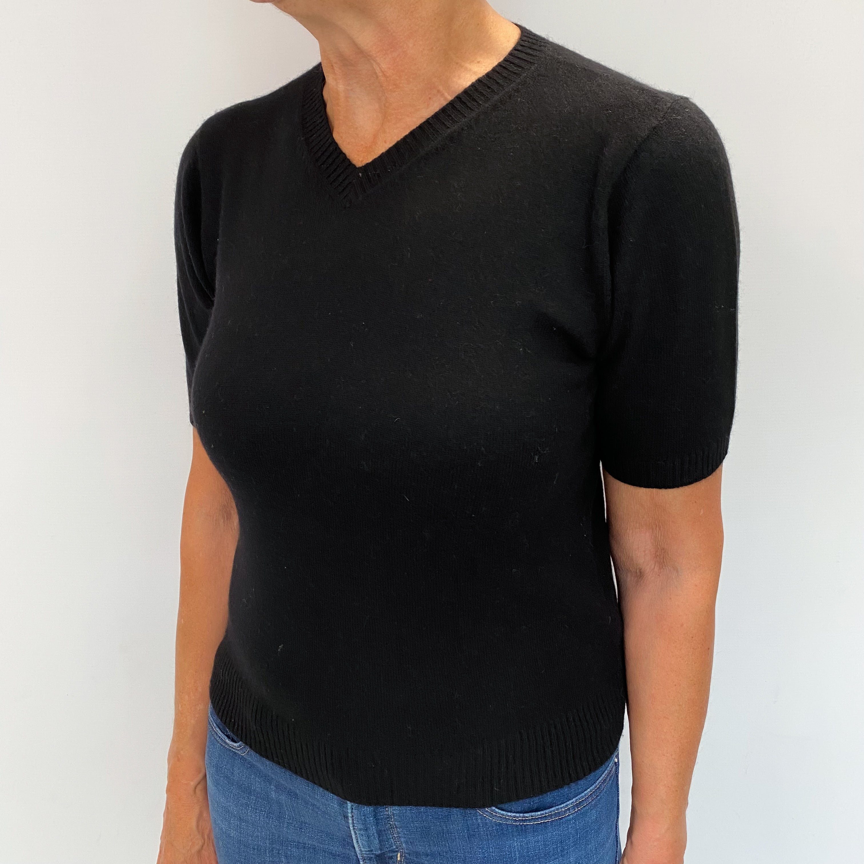 Black Cashmere V Neck Short Sleeved Jumper Medium