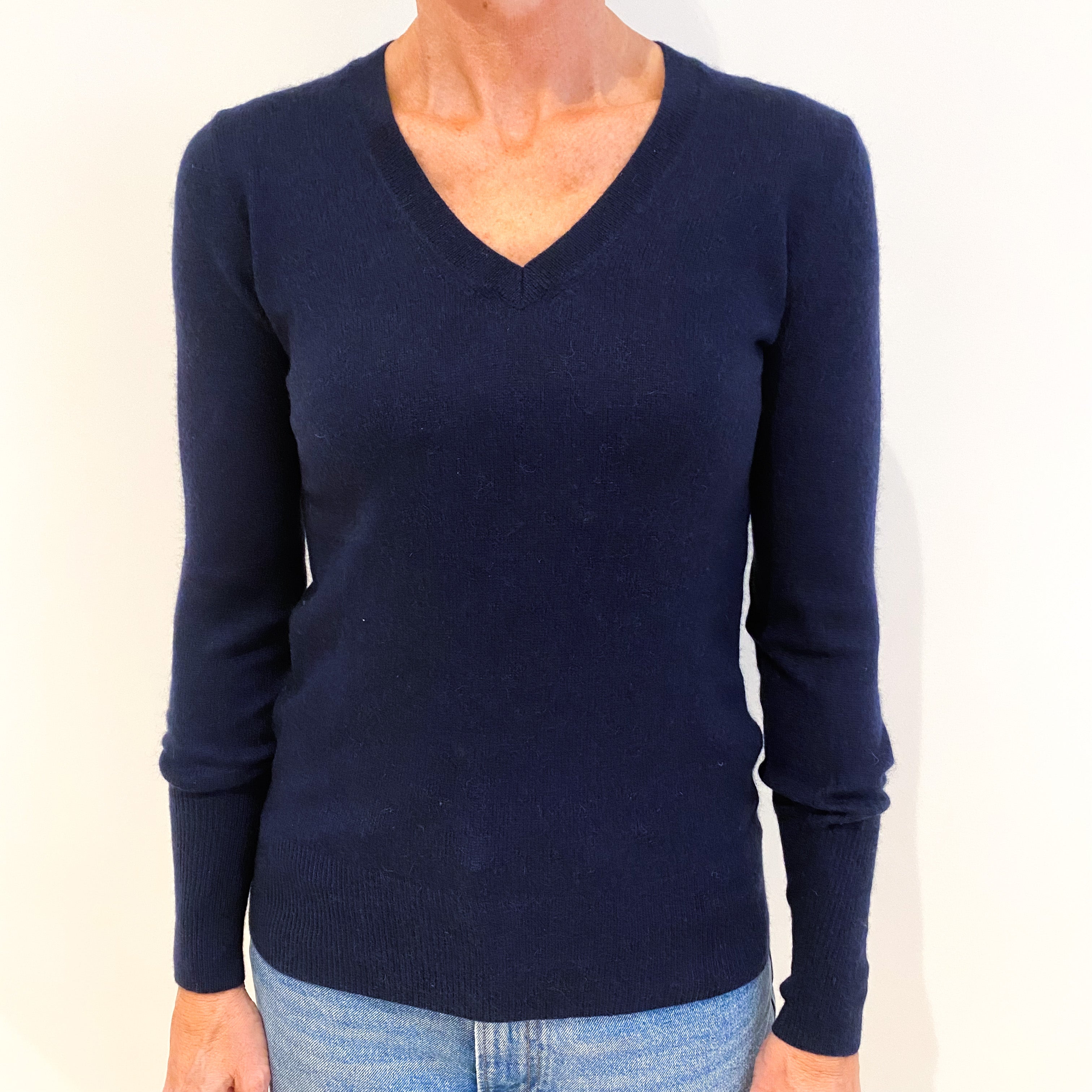 Darkest Navy Blue Cashmere V-Neck Jumper Small