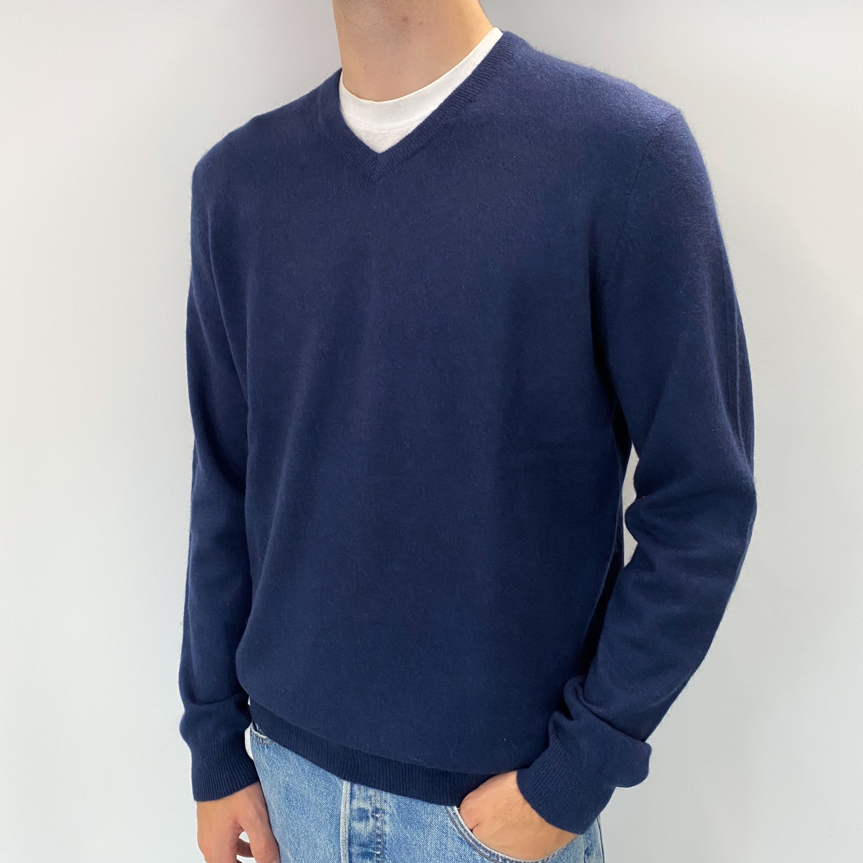 Men's Navy Blue Cashmere V Neck Jumper Large