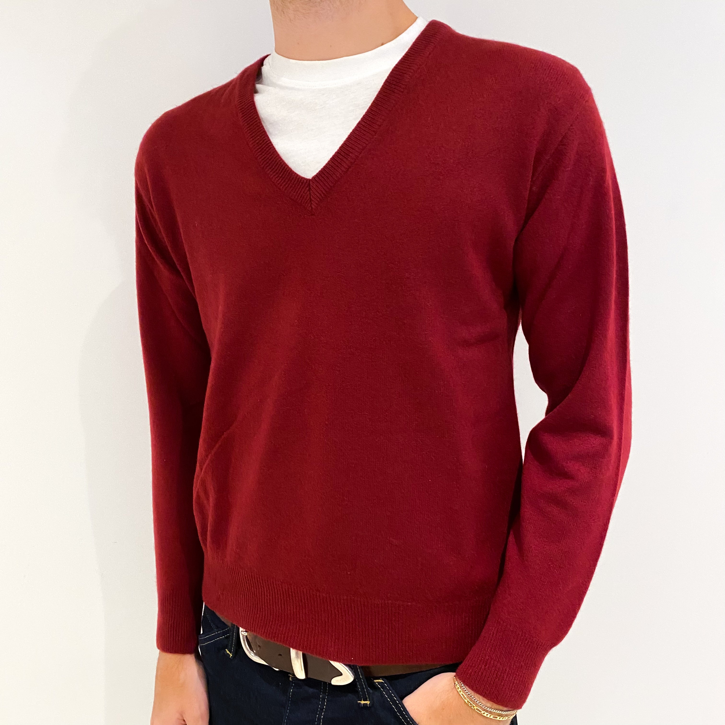 Men's Vintage Burgundy Red Cashmere V-Neck Jumper Medium