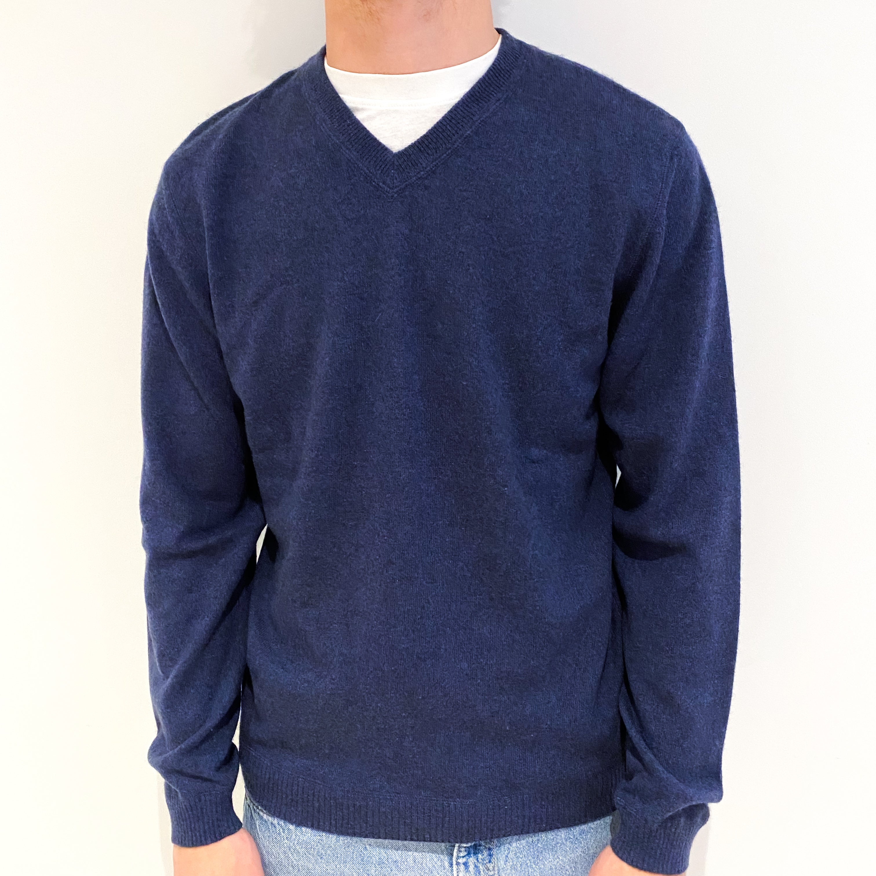 Men's Naval Blue Cashmere V-Neck Jumper Medium