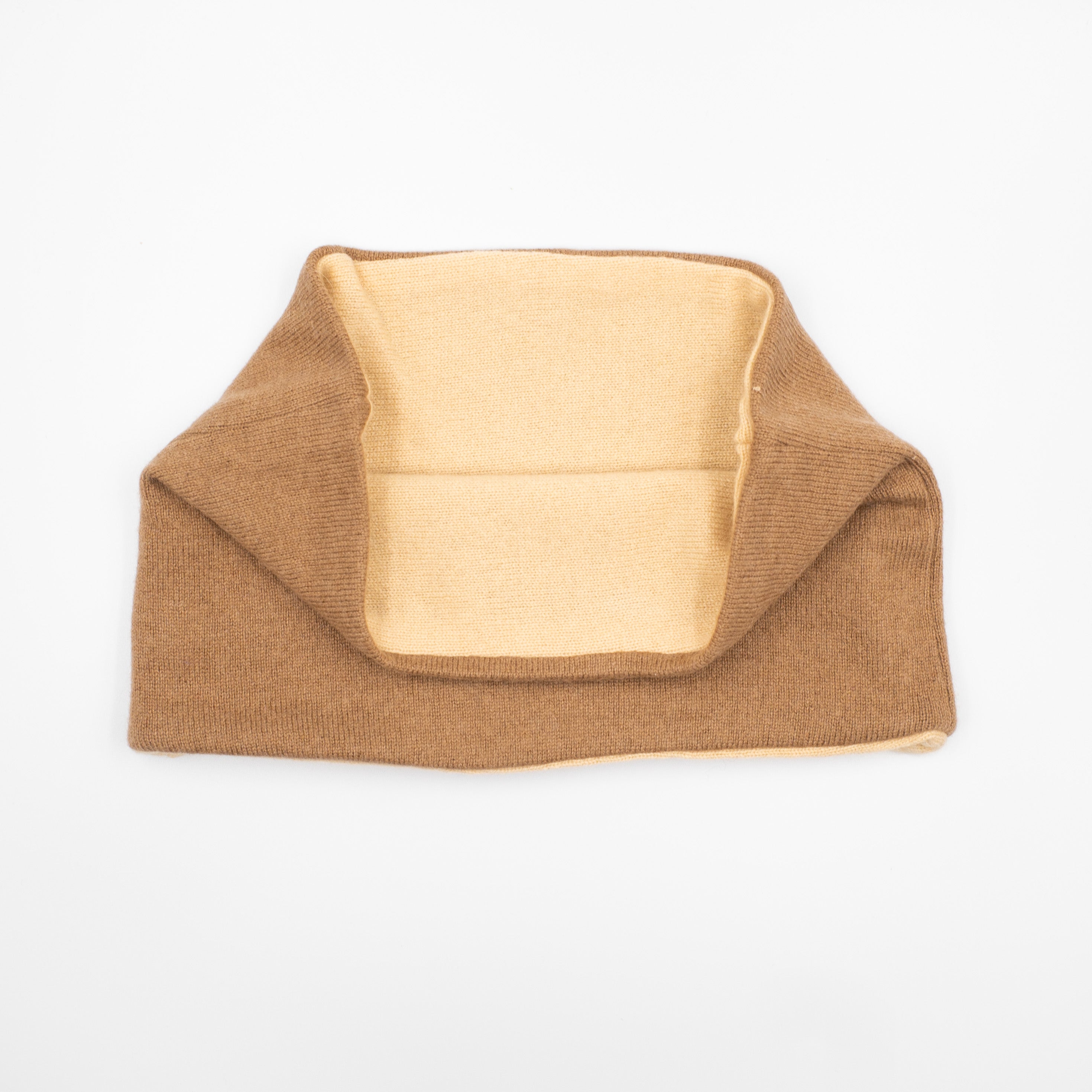 Men’s Camel and Beige Neck Warmer