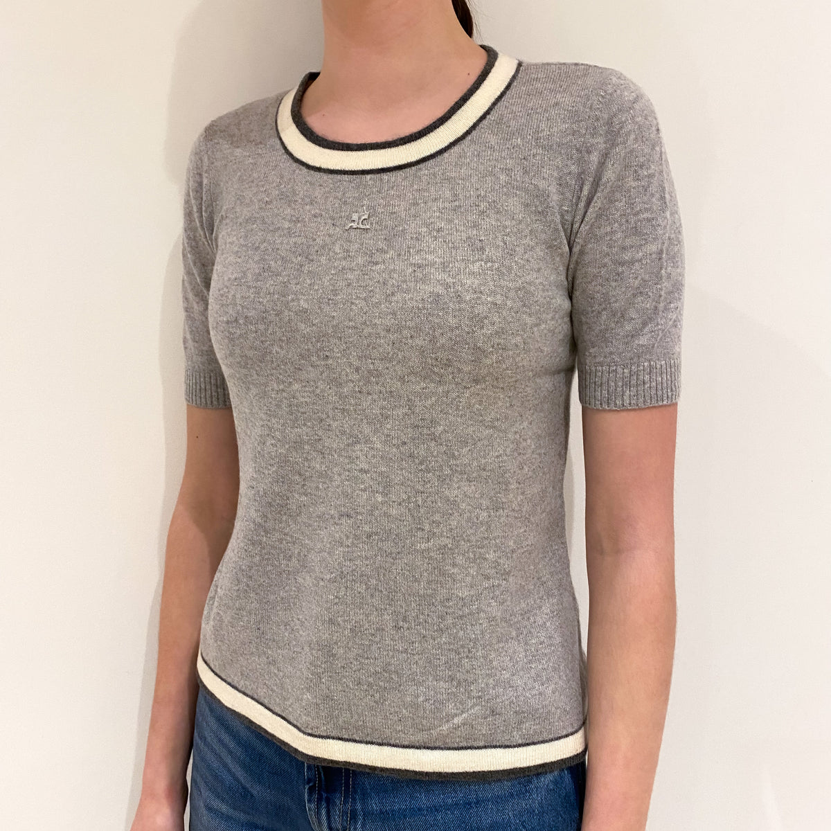 Smoke Grey Cream Trim Cashmere Short Sleeved Crew Neck Jumper Extra Small