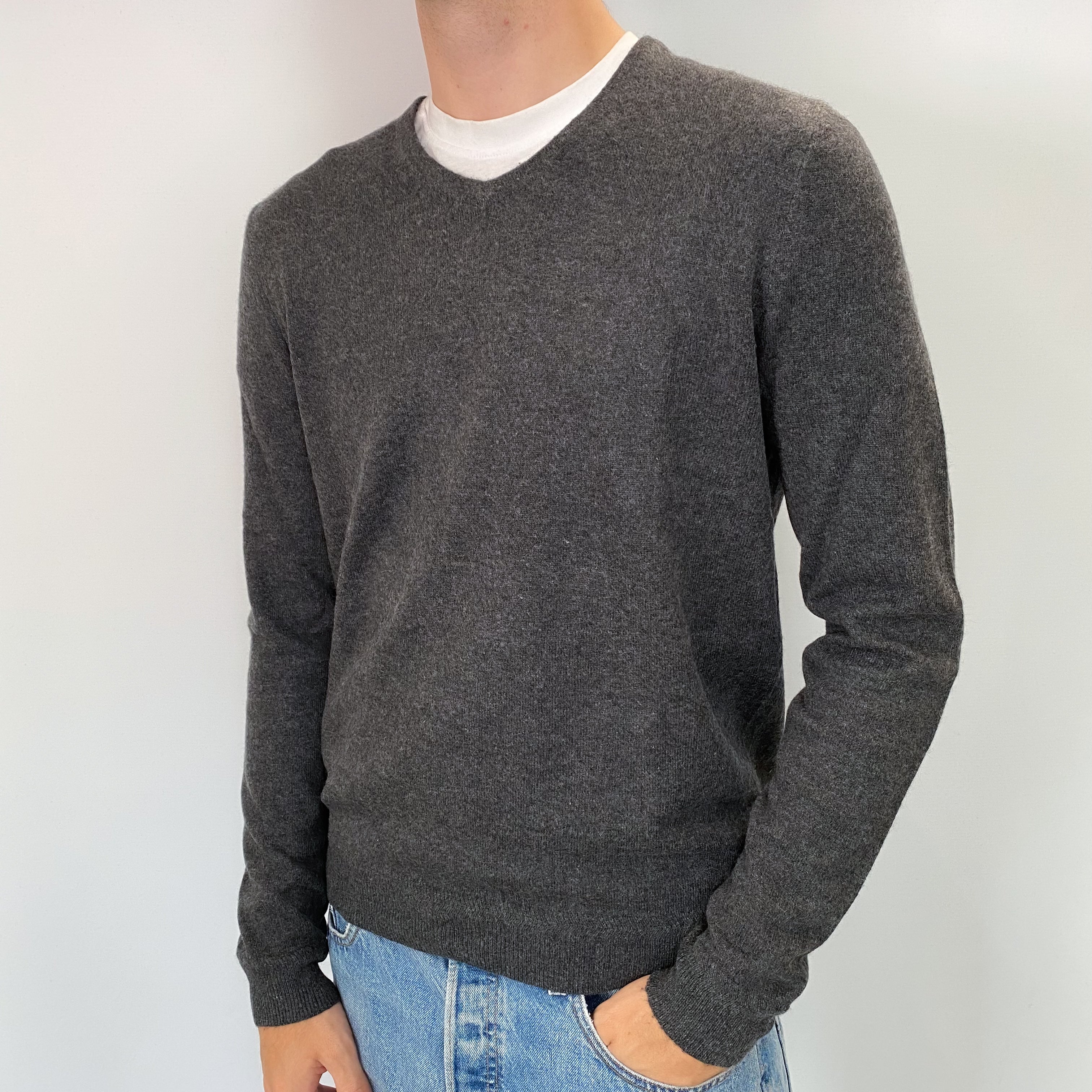 Men's Charcoal Grey Cashmere V Neck Jumper Medium