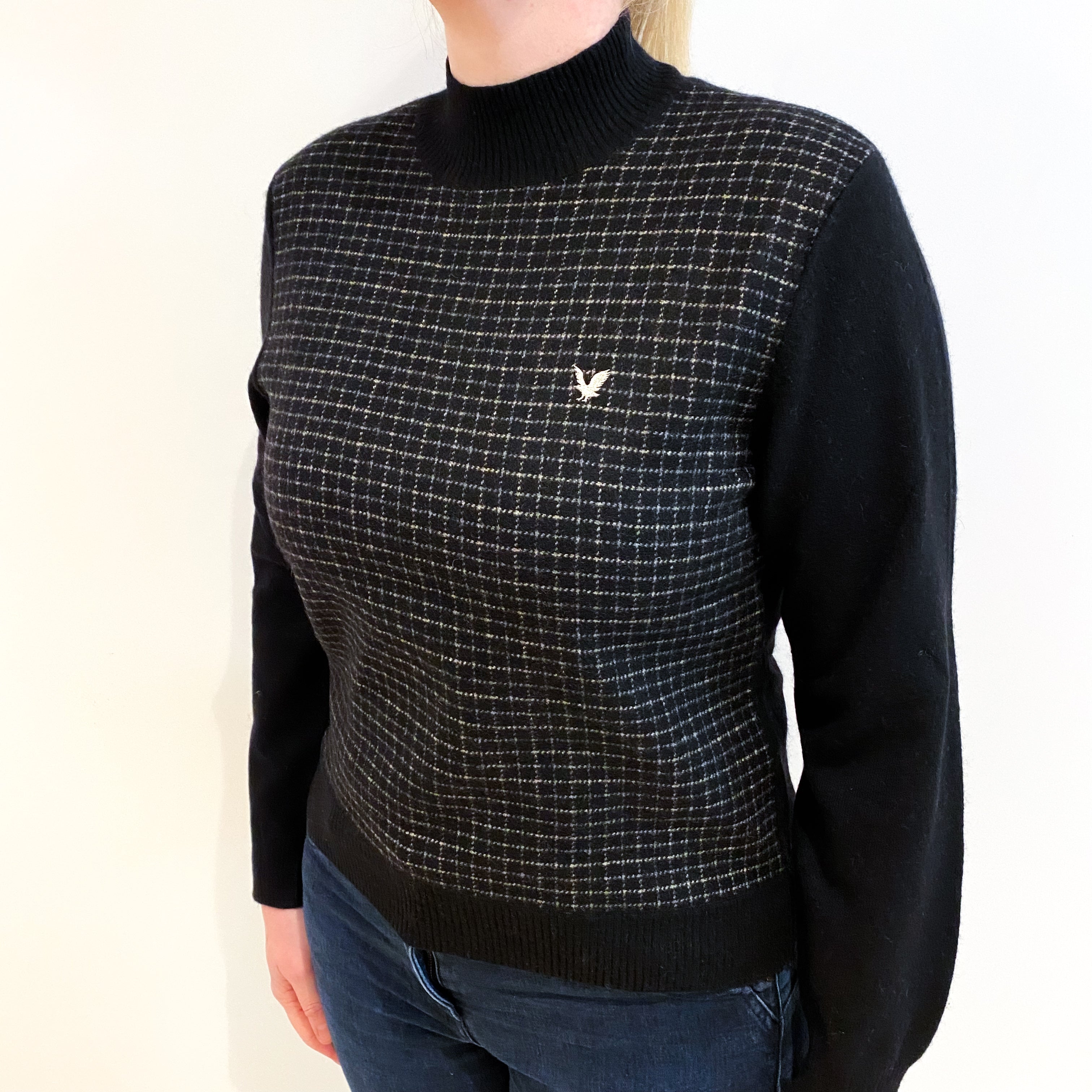 Lyle & Scott Black Checked Cashmere Turtle Neck Jumper Large