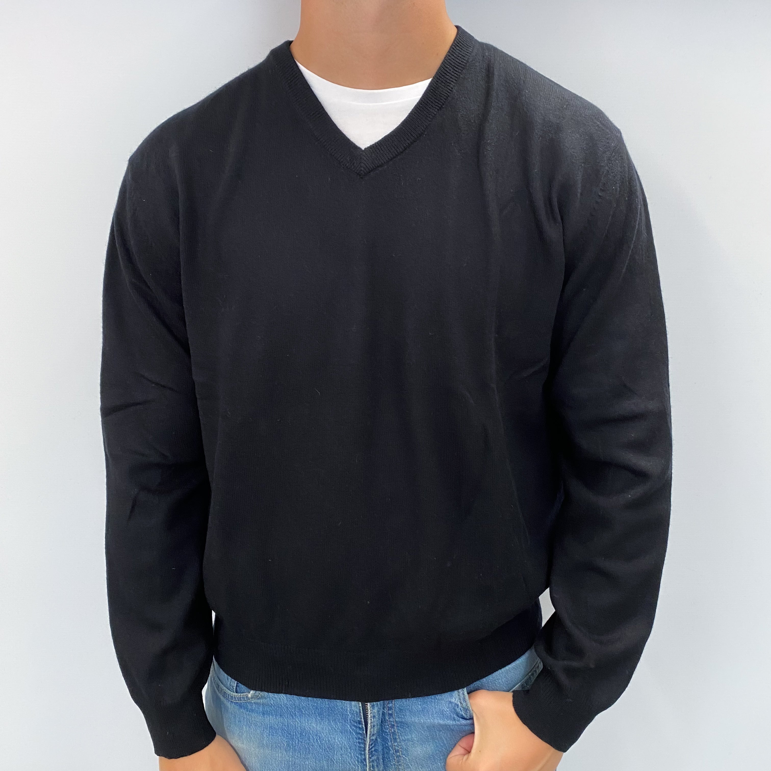 Men's Black Cashmere V Neck Jumper XXL