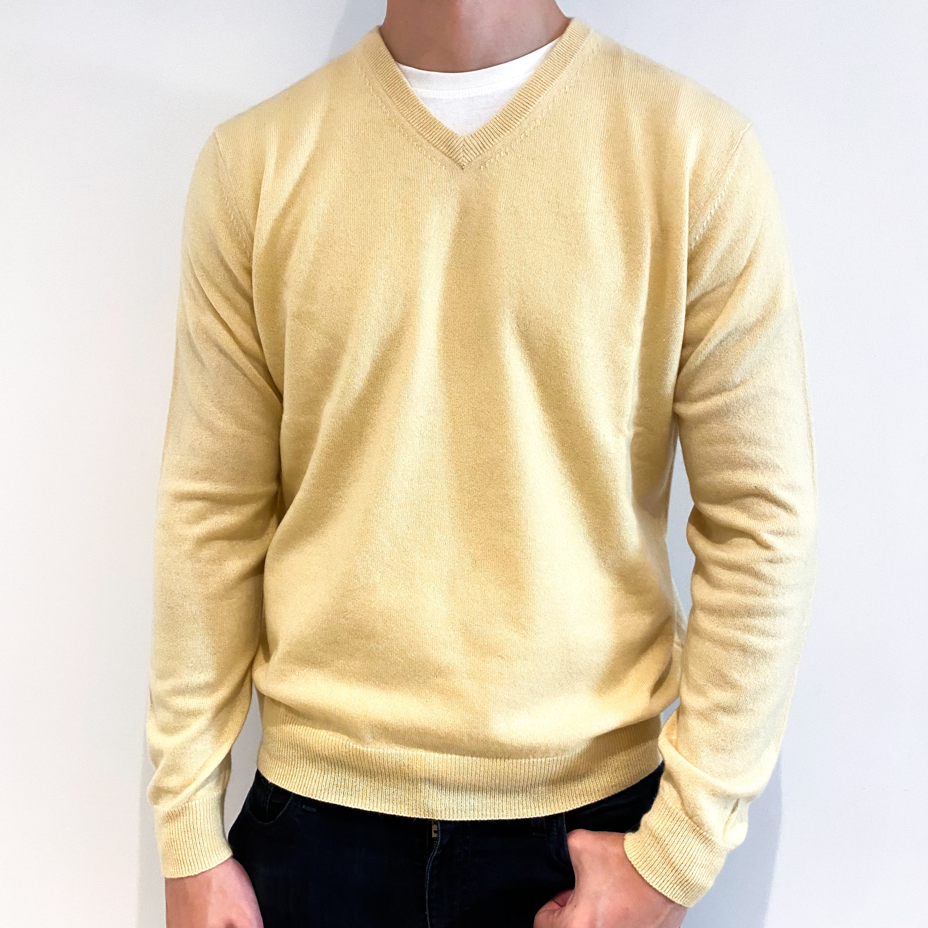 Men's Custard Yellow Cashmere V-Neck Jumper Extra Large