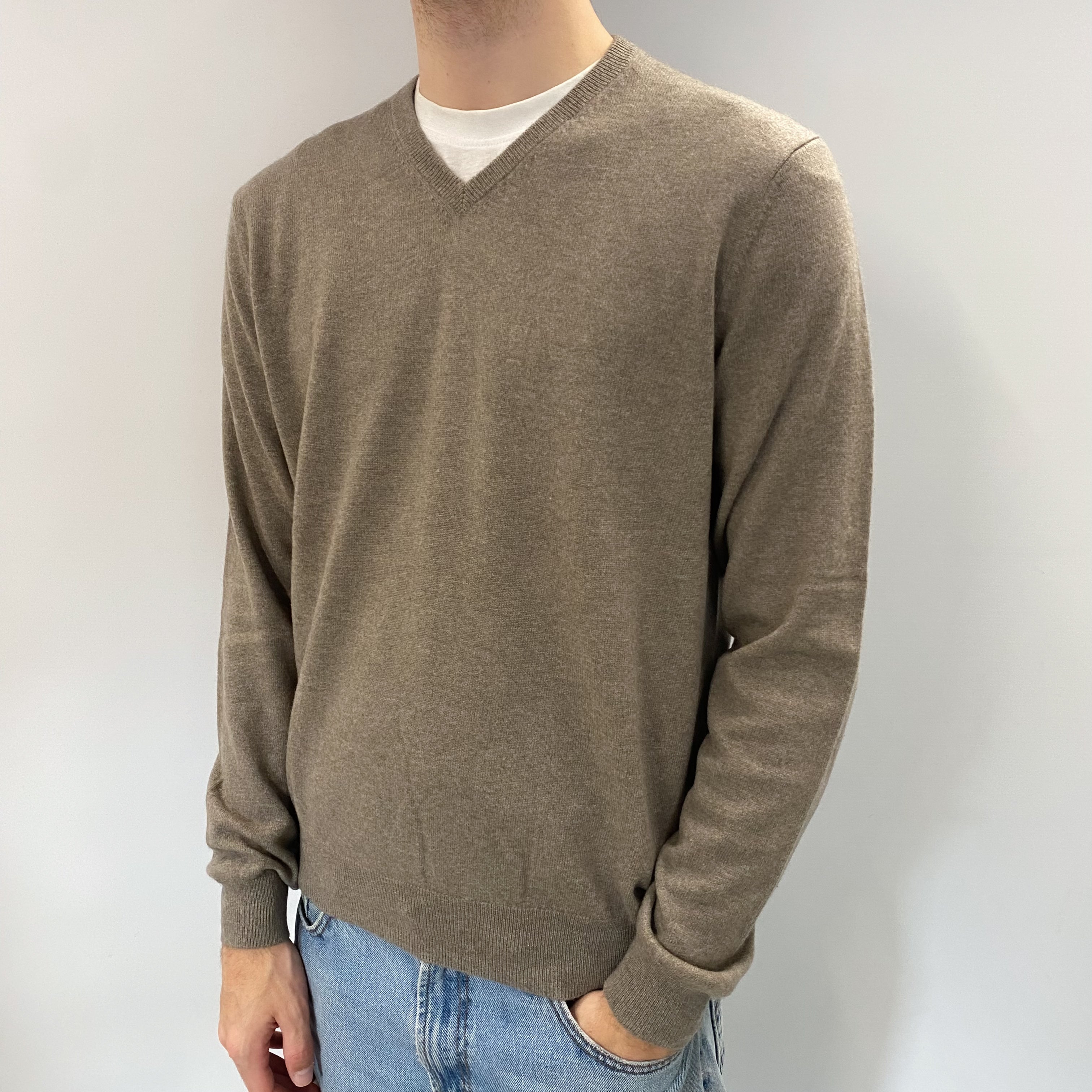 Men's Mink Brown Cashmere V Neck Jumper Medium