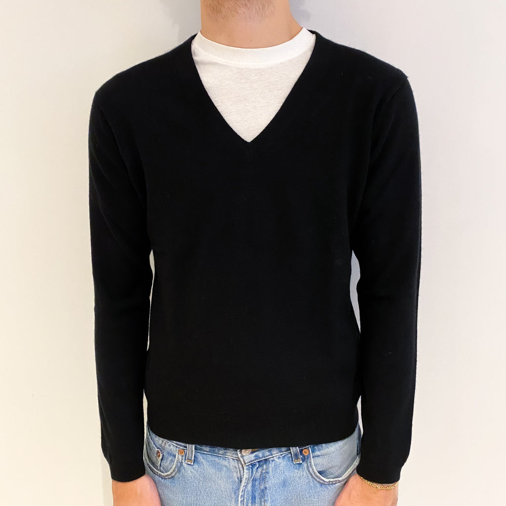 Men's Black Cashmere V Neck Jumper Medium