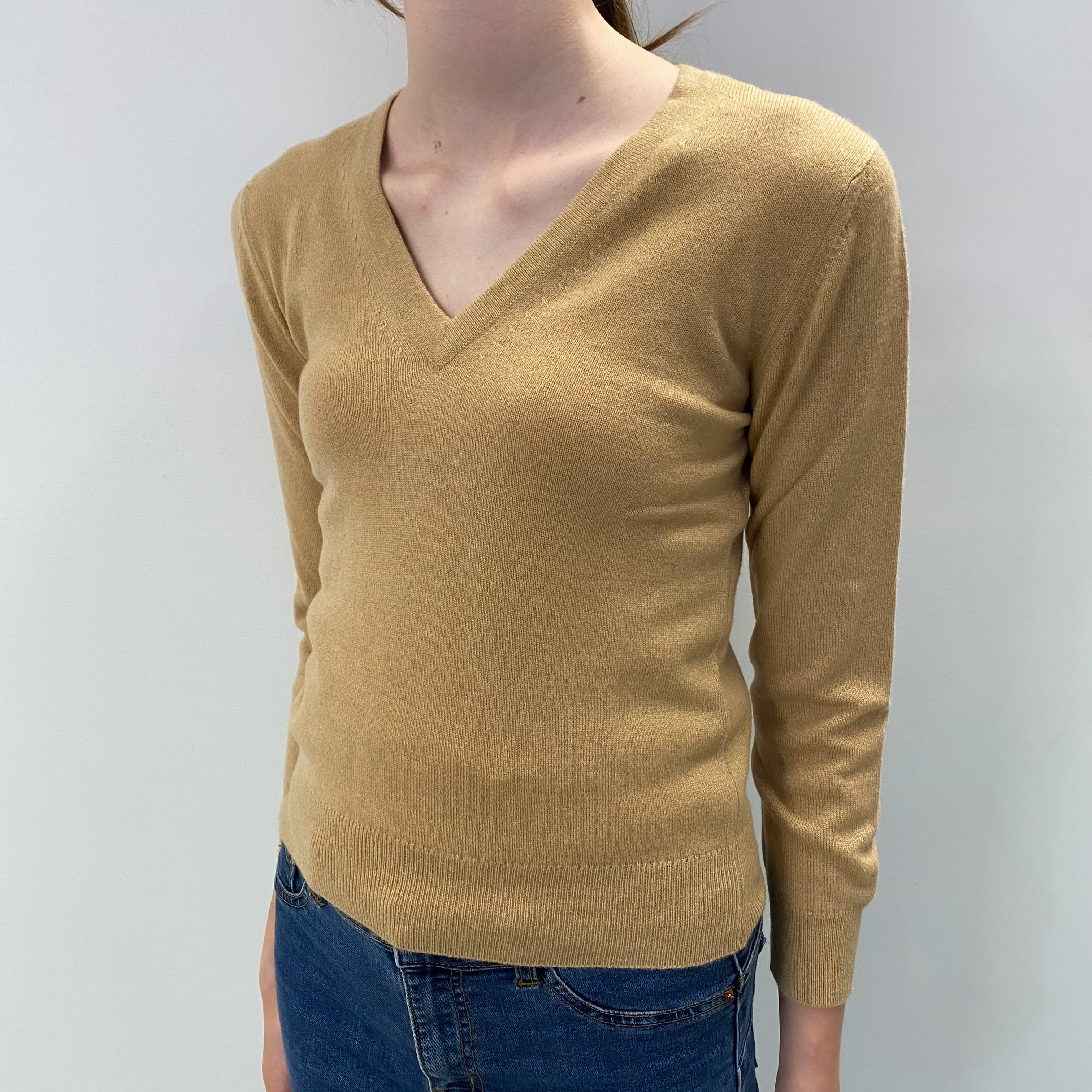 Brand New Scottish Butterscotch Cashmere V Neck Jumper Extra Small