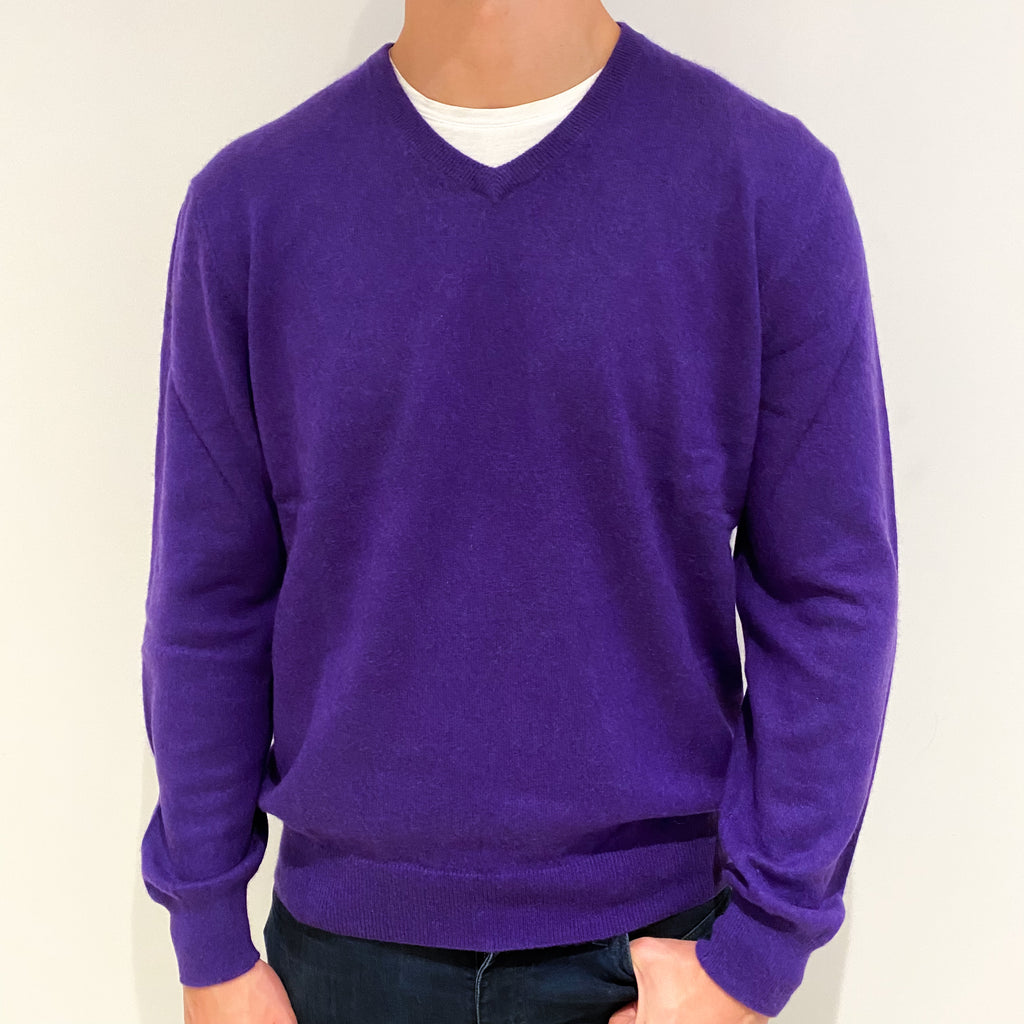 Men's Pansy Purple Cashmere V-Neck Jumper Extra Large