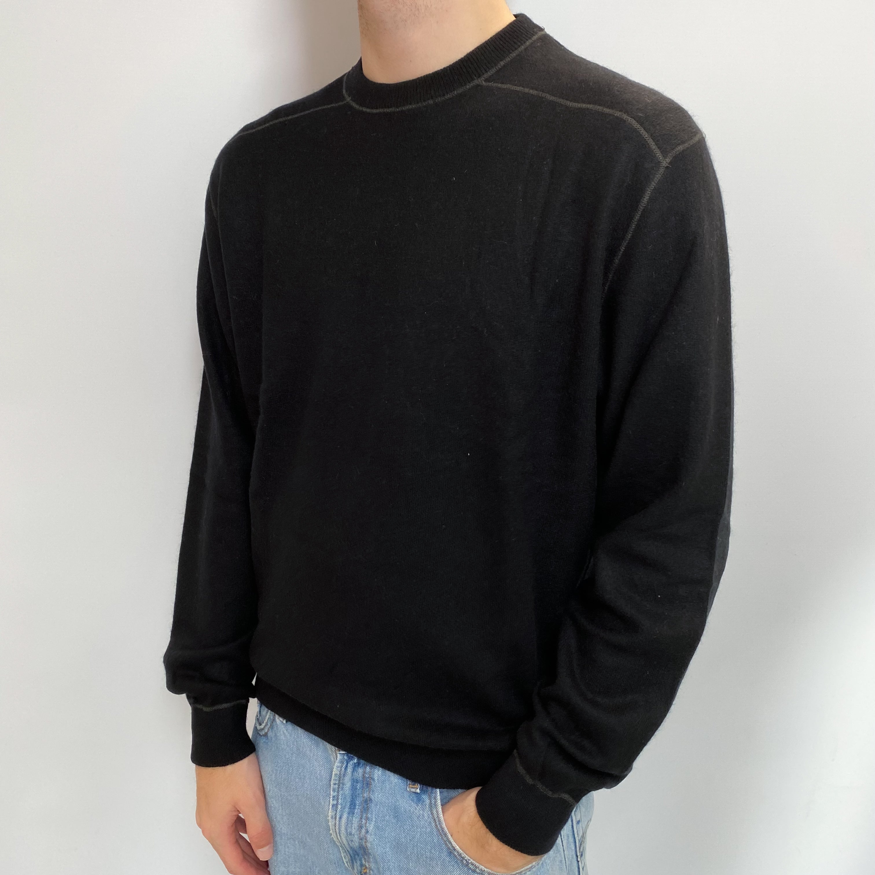 Men's Black Cashmere Crew Neck Jumper Medium