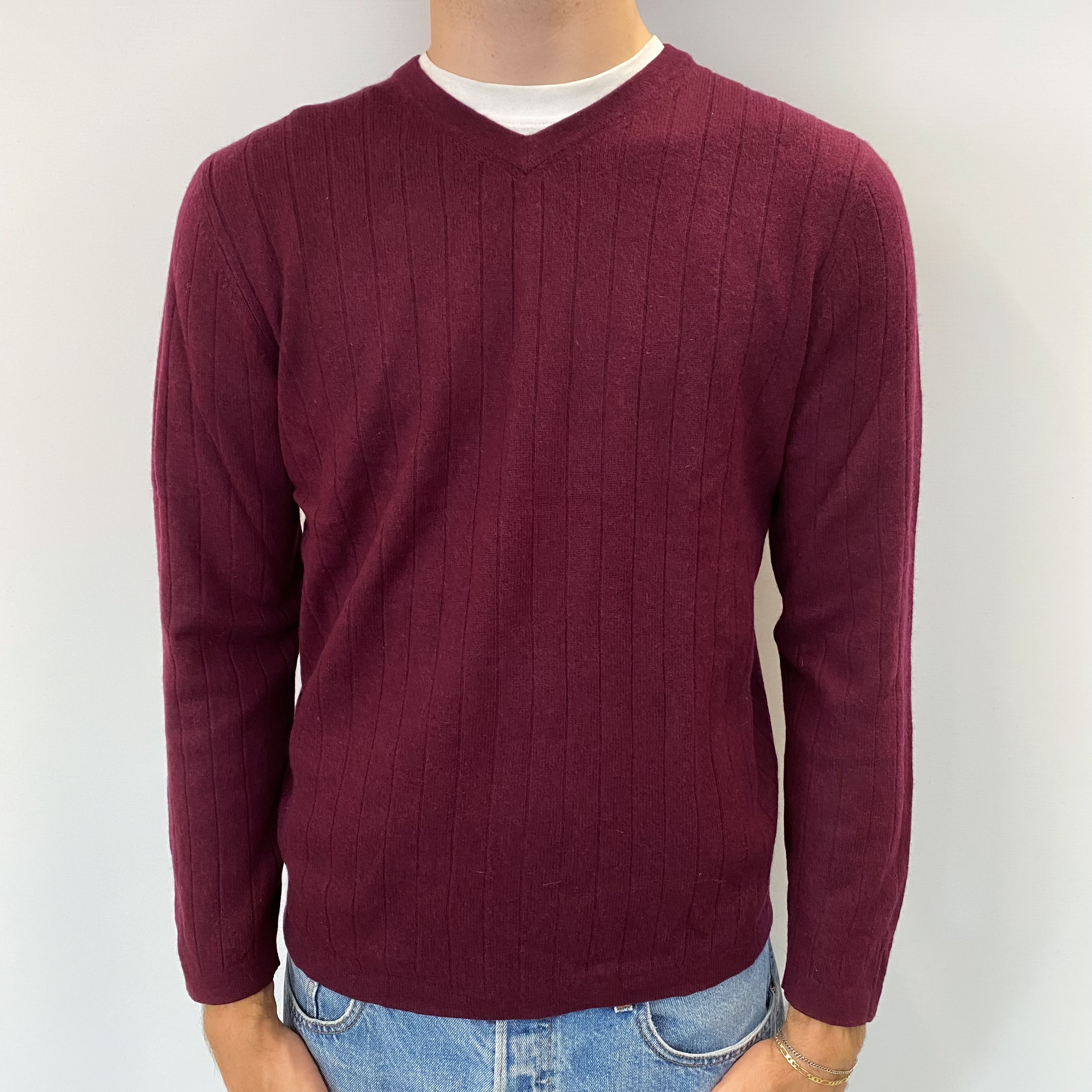 Men's Mulberry Cashmere V Neck Jumper Medium