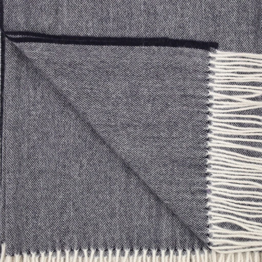 Brand New Scottish Darkest Navy and Winter White Herringbone Luxury Woven Cashmere Blanket
