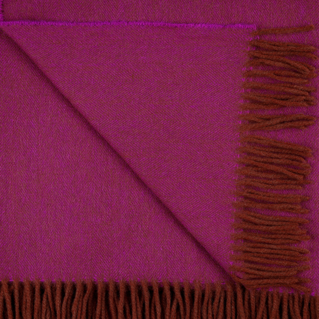 Brand New Scottish Magenta and Cinnamon Herringbone Luxury Woven Cashmere Blanket