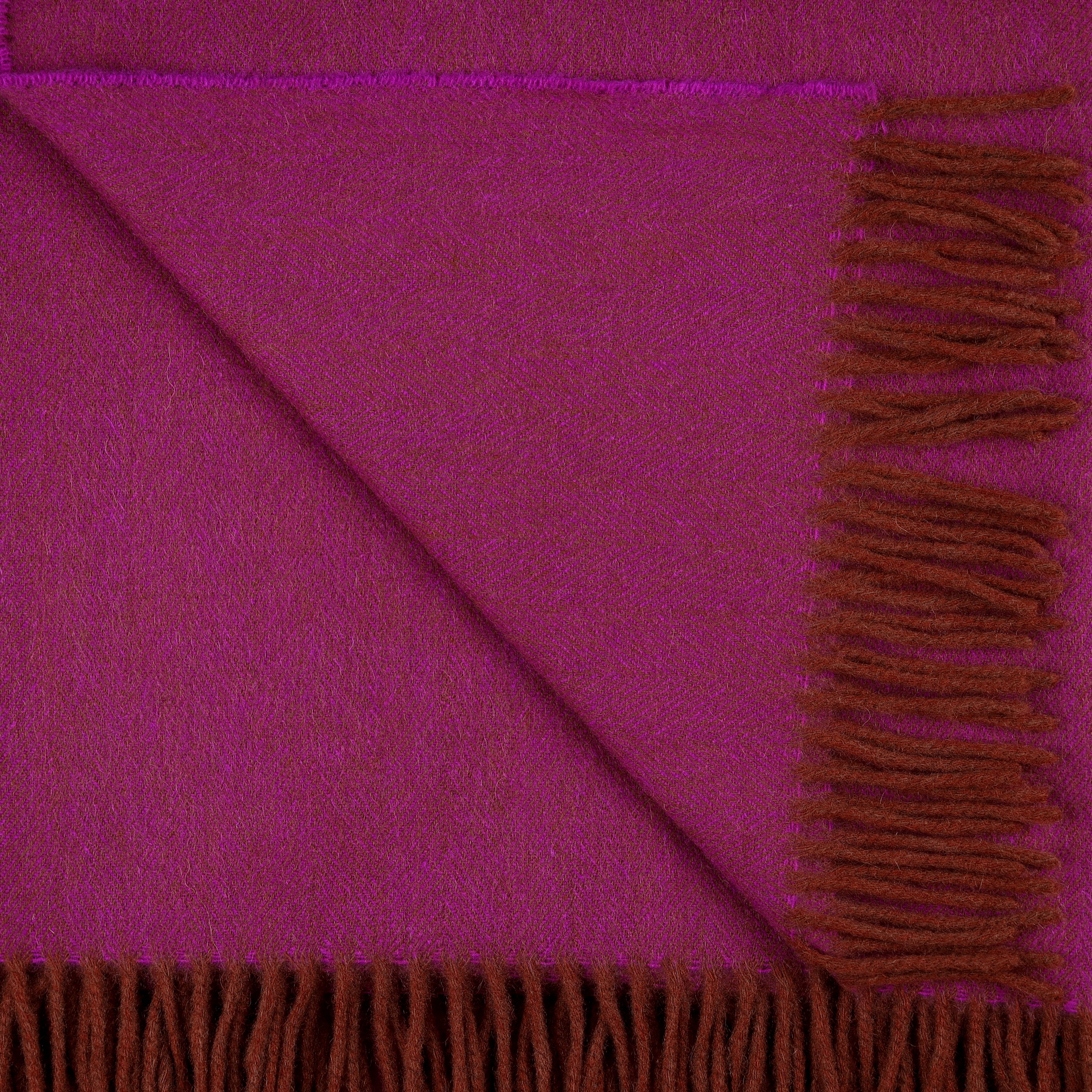 Brand New Scottish Magenta and Cinnamon Herringbone Luxury Woven Cashmere Blanket