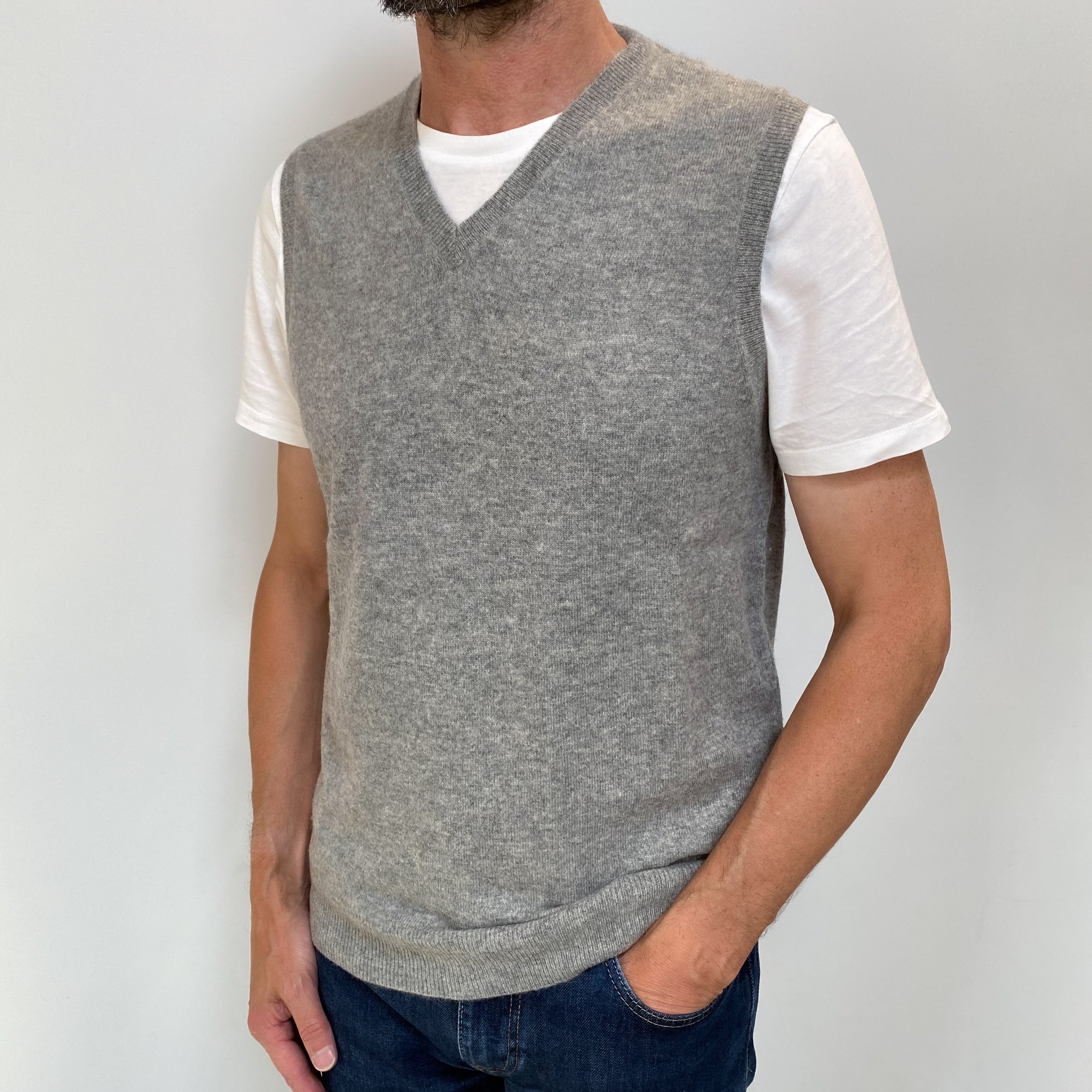 Men's Smoke Grey Cashmere Sleeveless V Neck Jumper Small