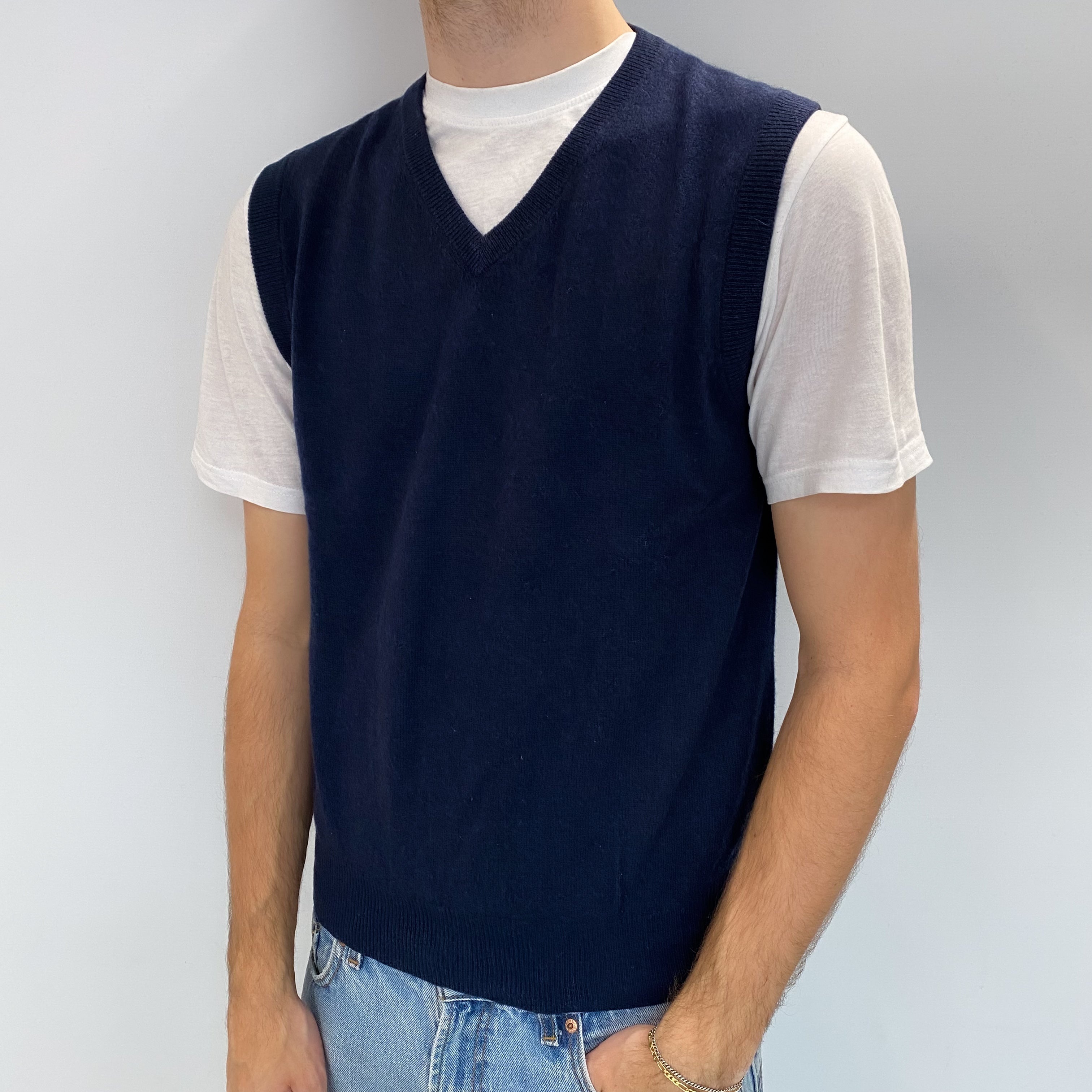 Men's Navy Blue Cashmere V Neck Jumper Large