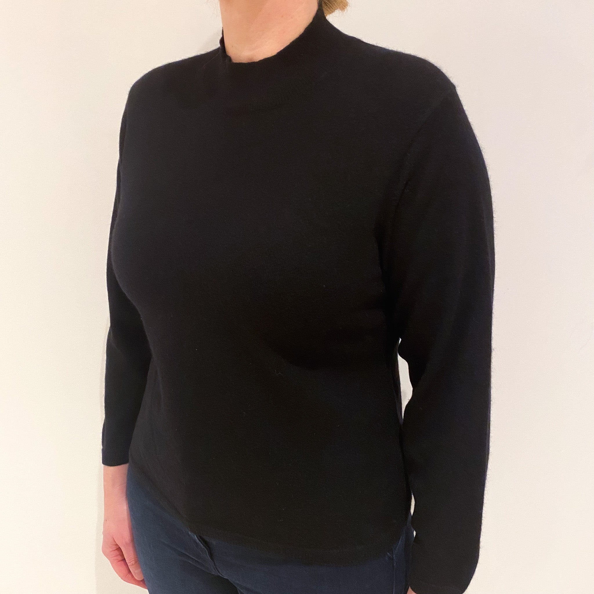 Black Cashmere Turtle Neck Jumper Large