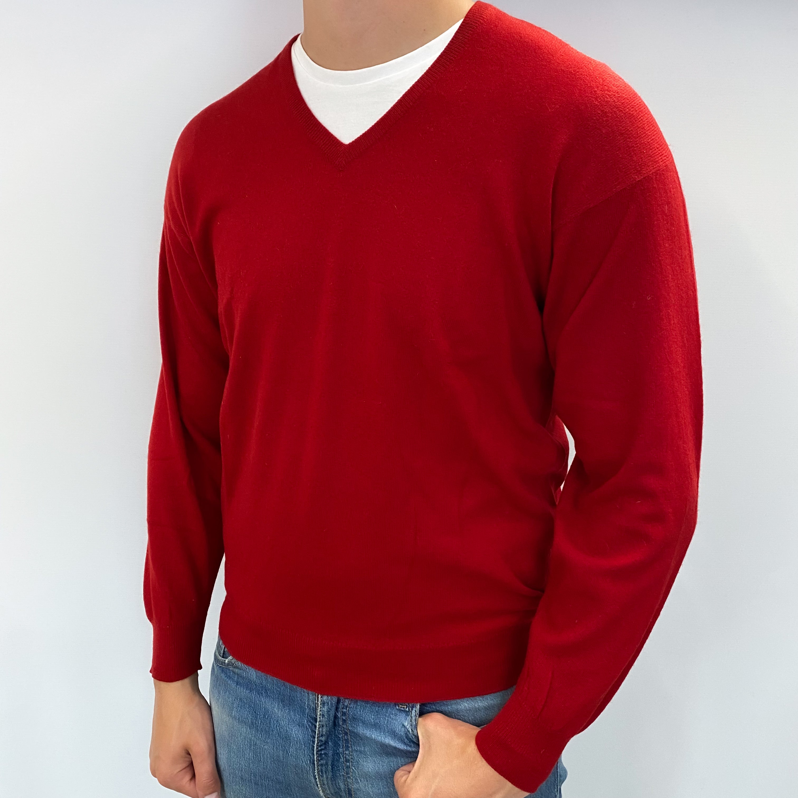 Men's Scarlet Red Cashmere V Neck Jumper XL