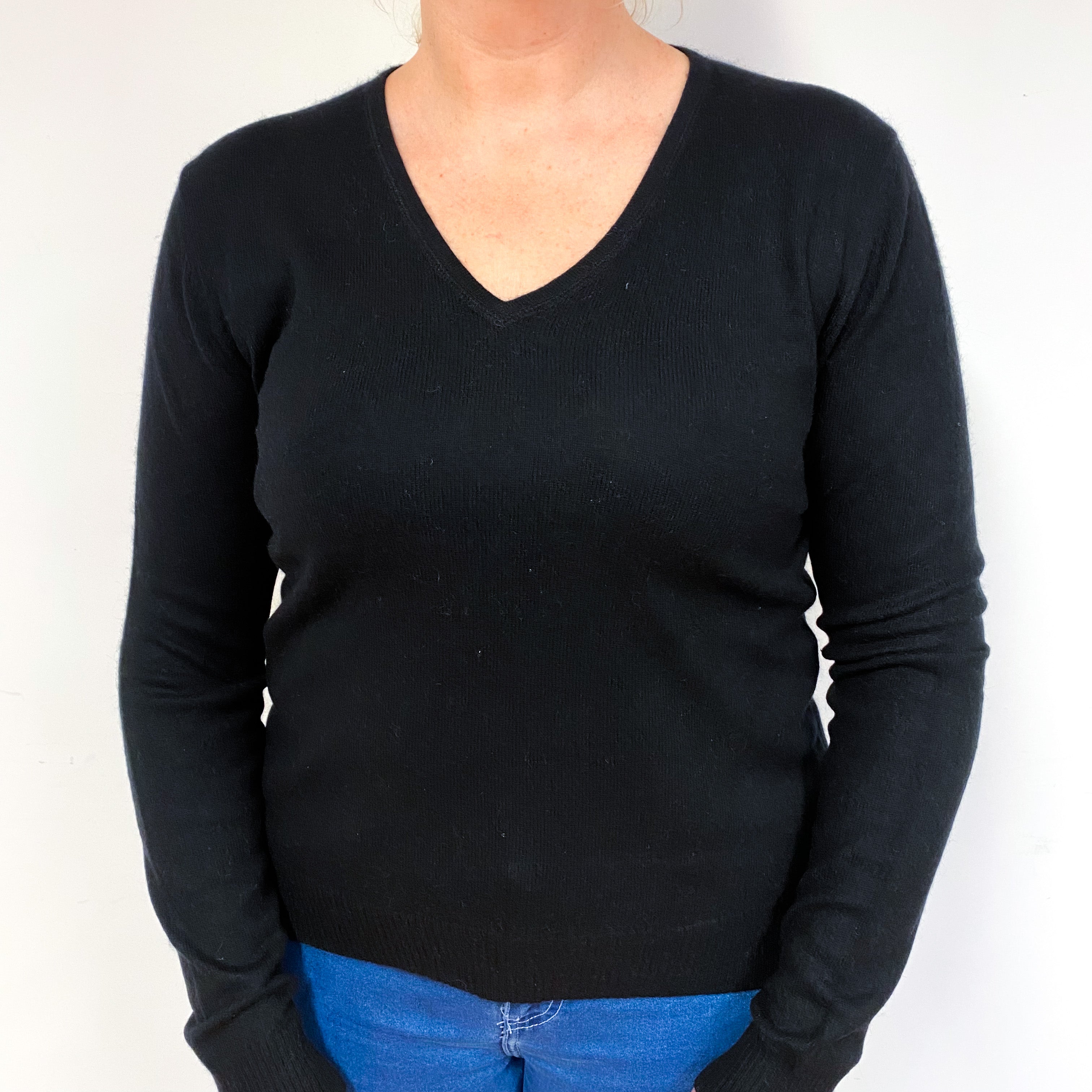 Black Cashmere V-Neck Jumper Large
