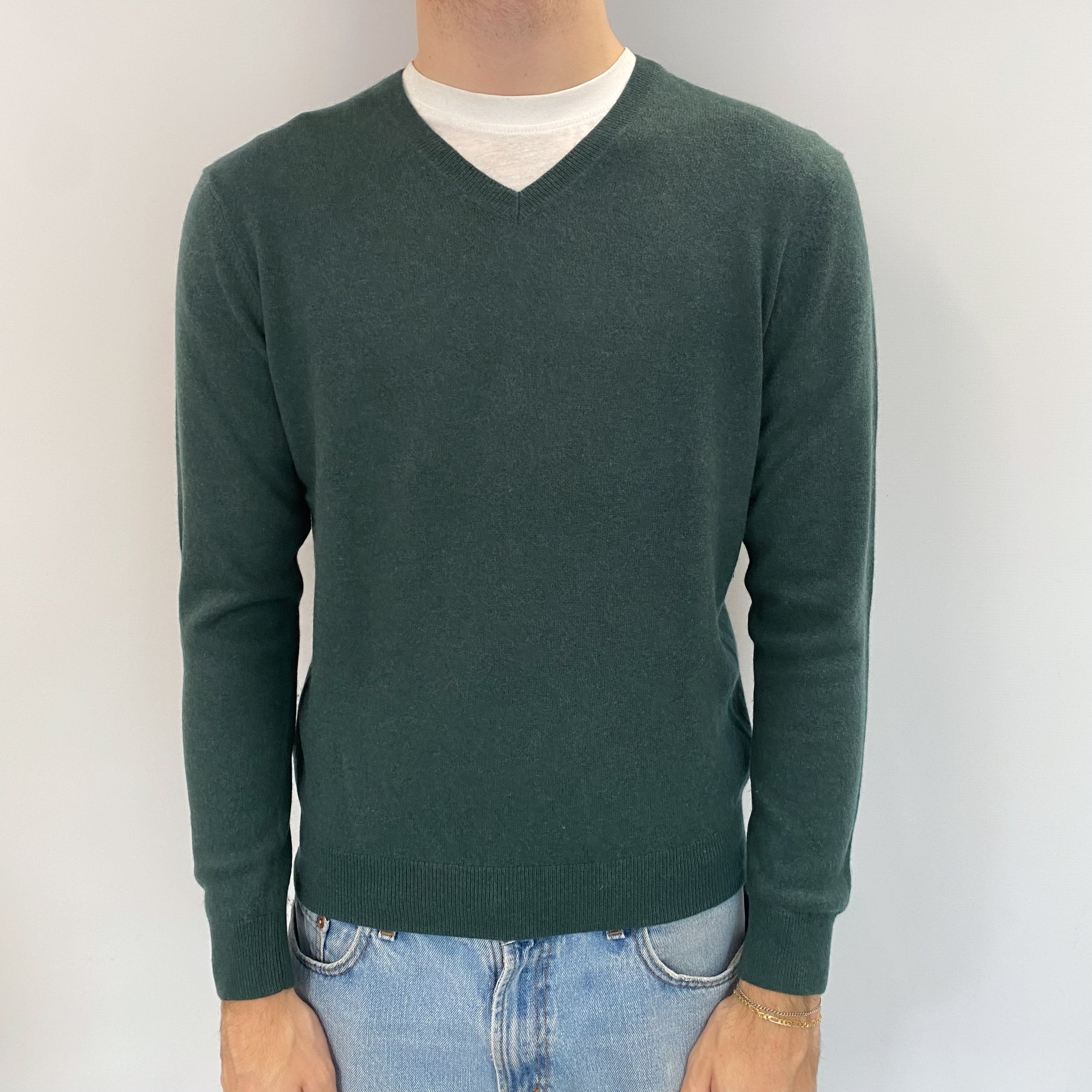 Men's Spruce Green Cashmere V Neck Jumper Medium