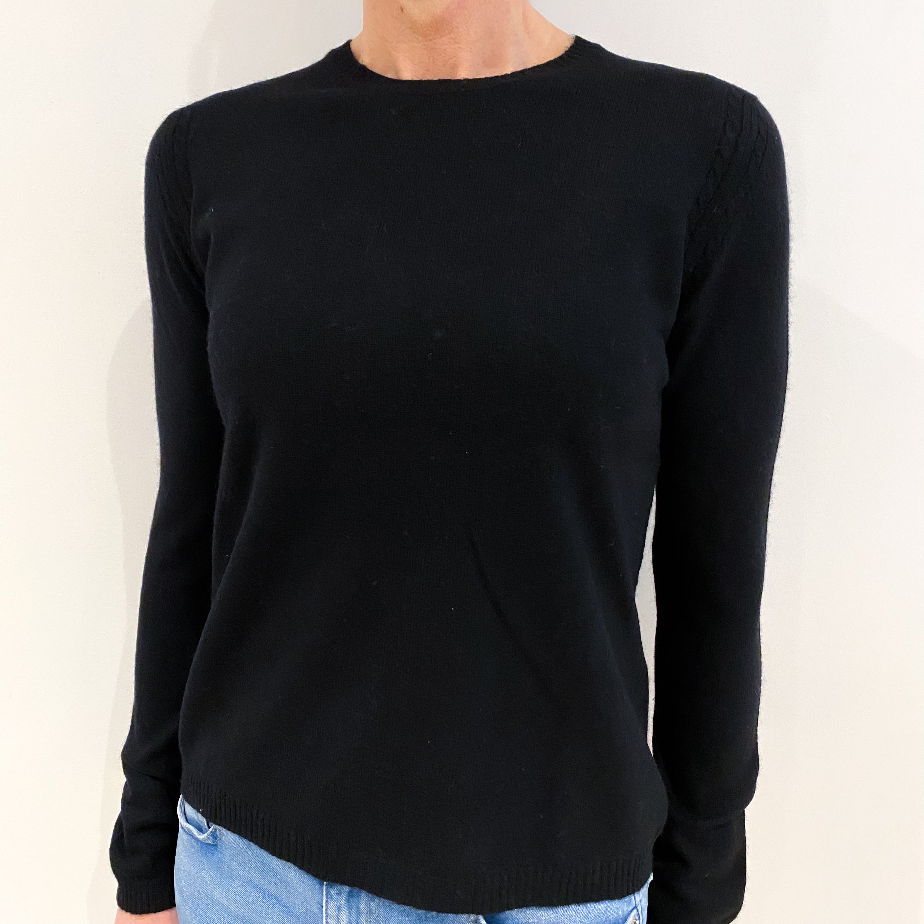 Black Cashmere Crew Neck Jumper with Cable Detail on Top of Sleeve Small
