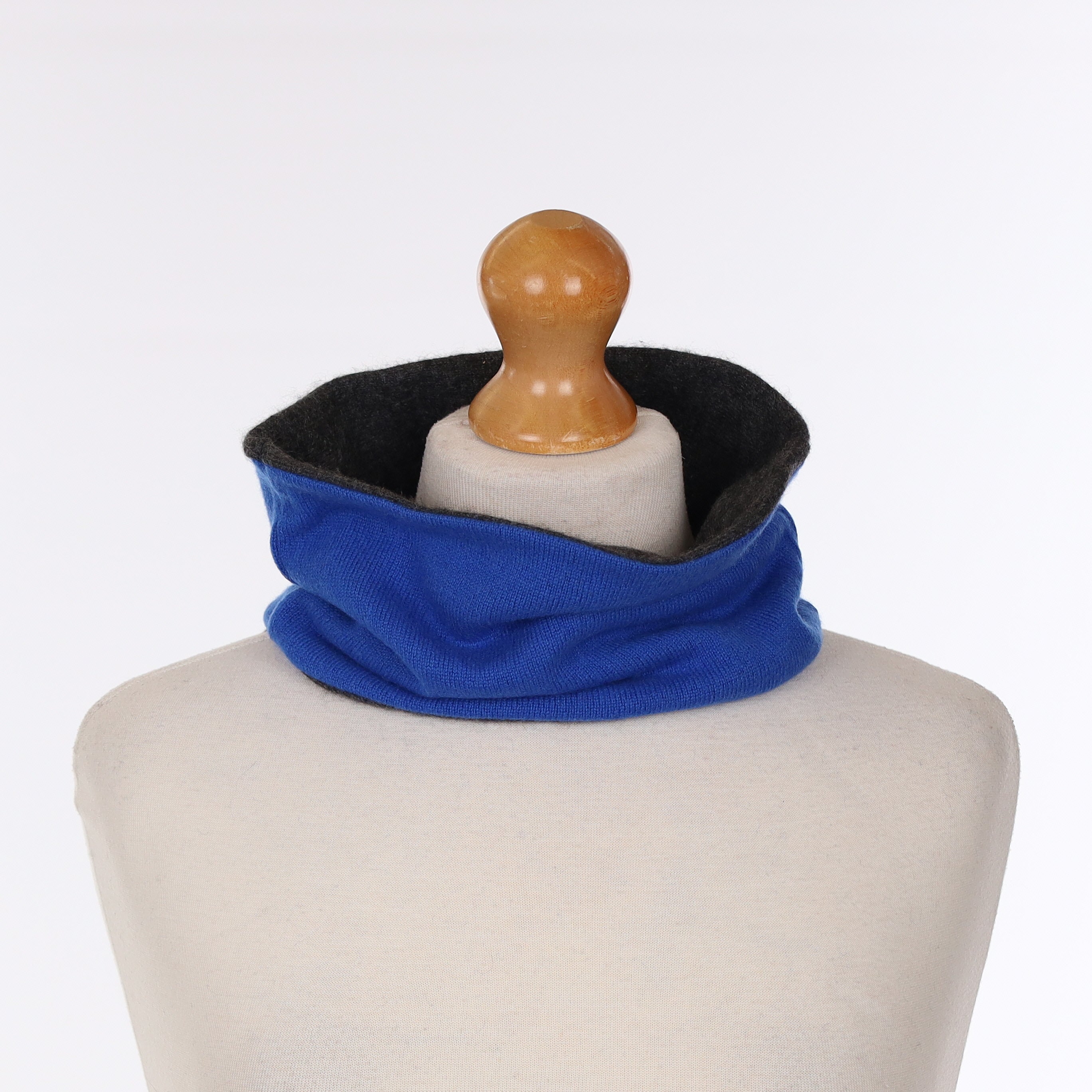 Men’s Admiral Blue and Grey Cashmere Neck Warmer