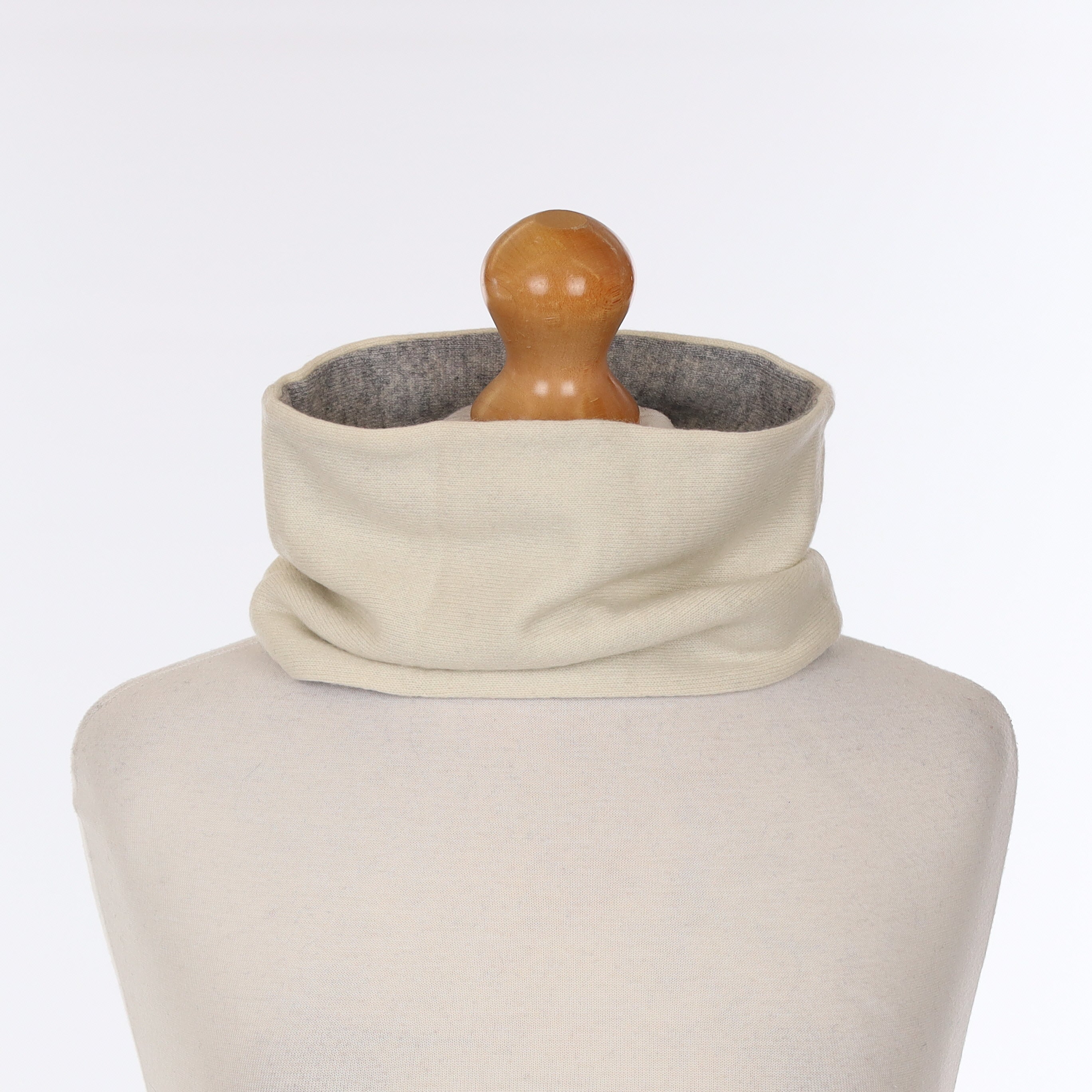 Men’s Light Grey and Cream Neck Warmer