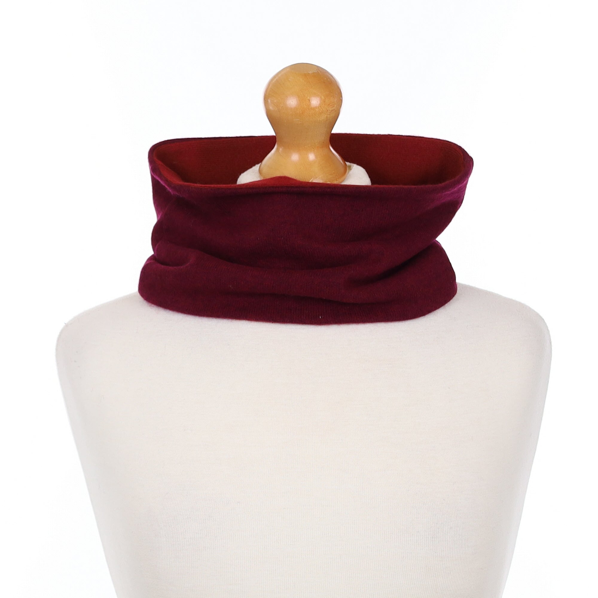 Mulberry and Red Neck Warmer
