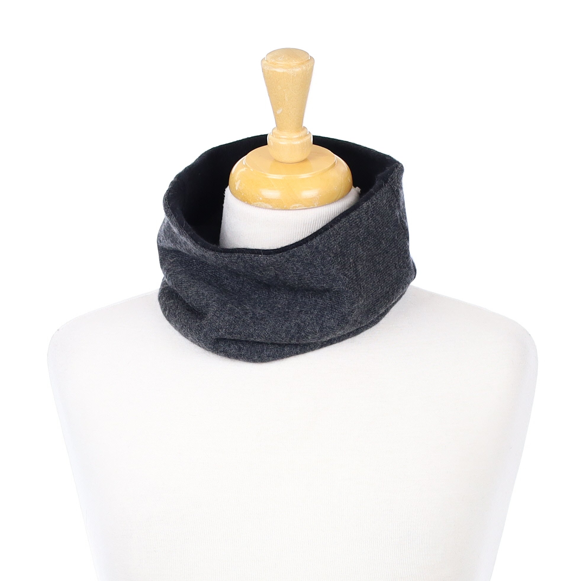 Men’s Charcoal Grey and Black Cashmere Neck Warmer