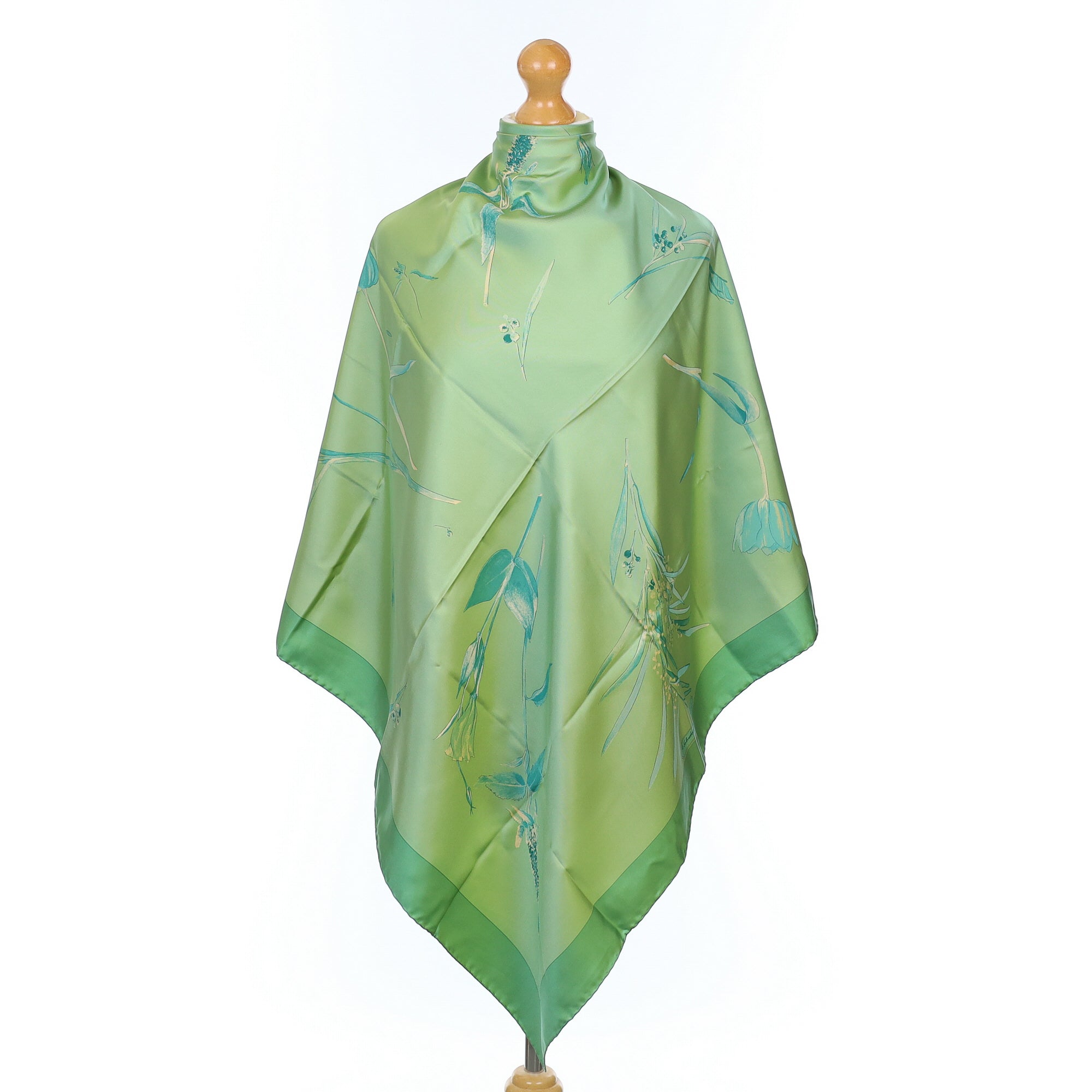 Pristine Salvatore Ferragamo Green Floral Silk Scarf