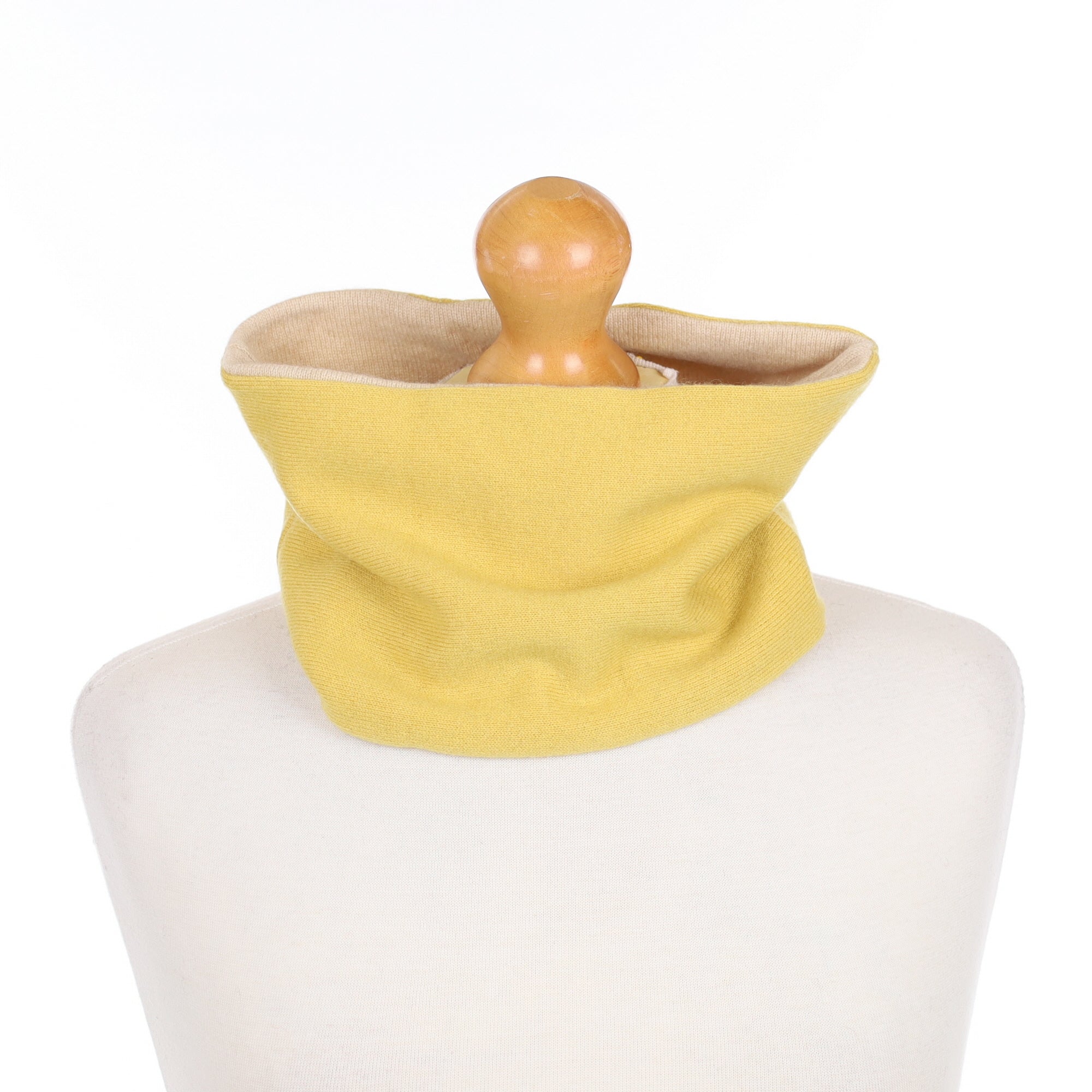 Reversible Soft Yellow and Cream Neck Warmer