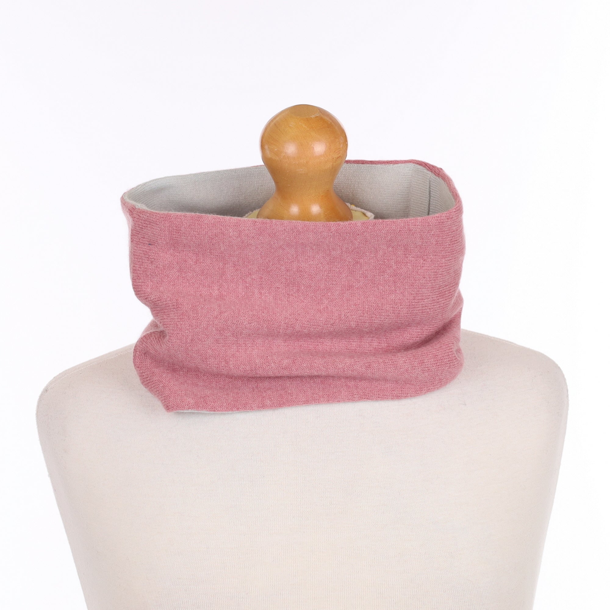 Heather Pink and Mint Neck Warmer