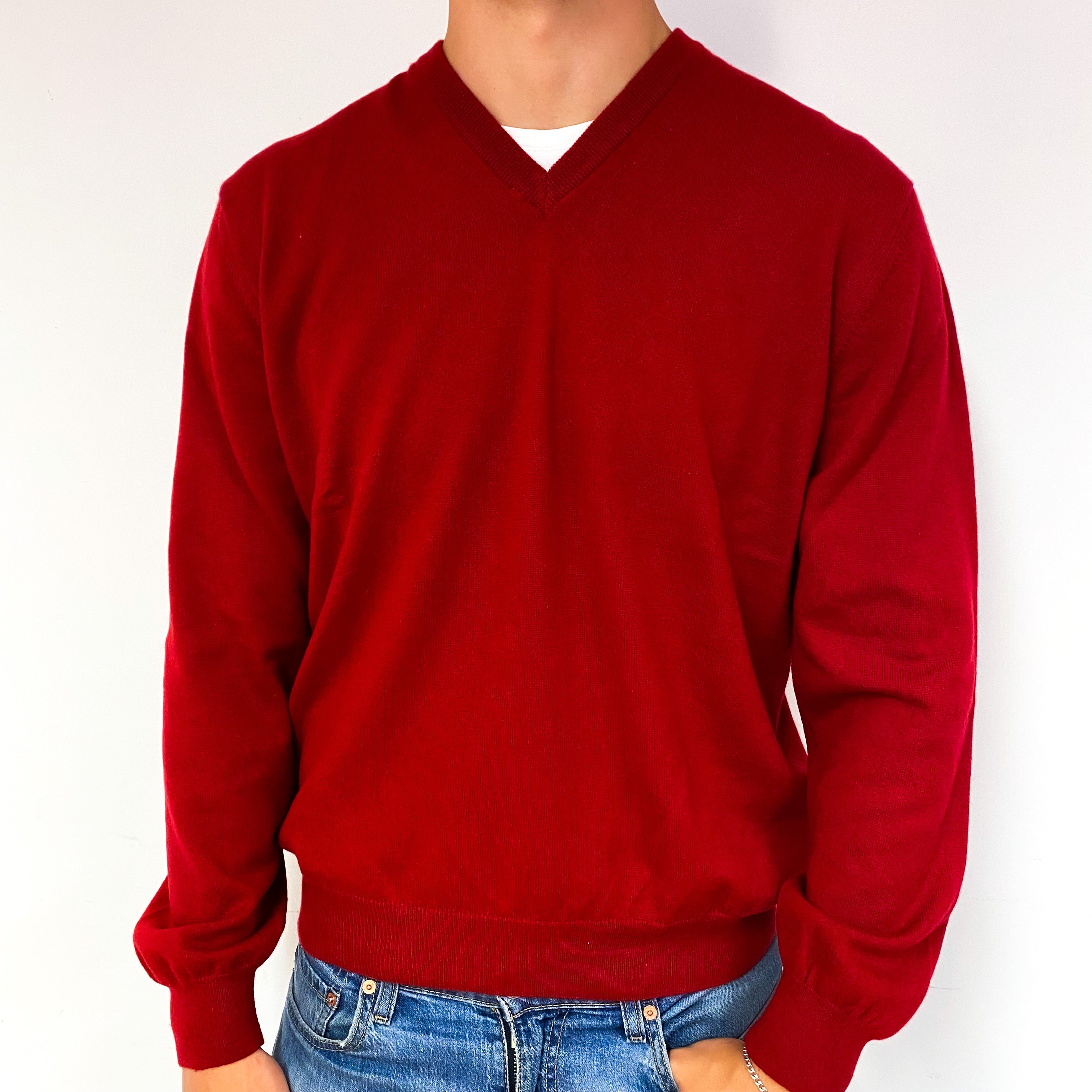 Men's Scottish Post Box Red Cashmere V-Neck Jumper Extra Large