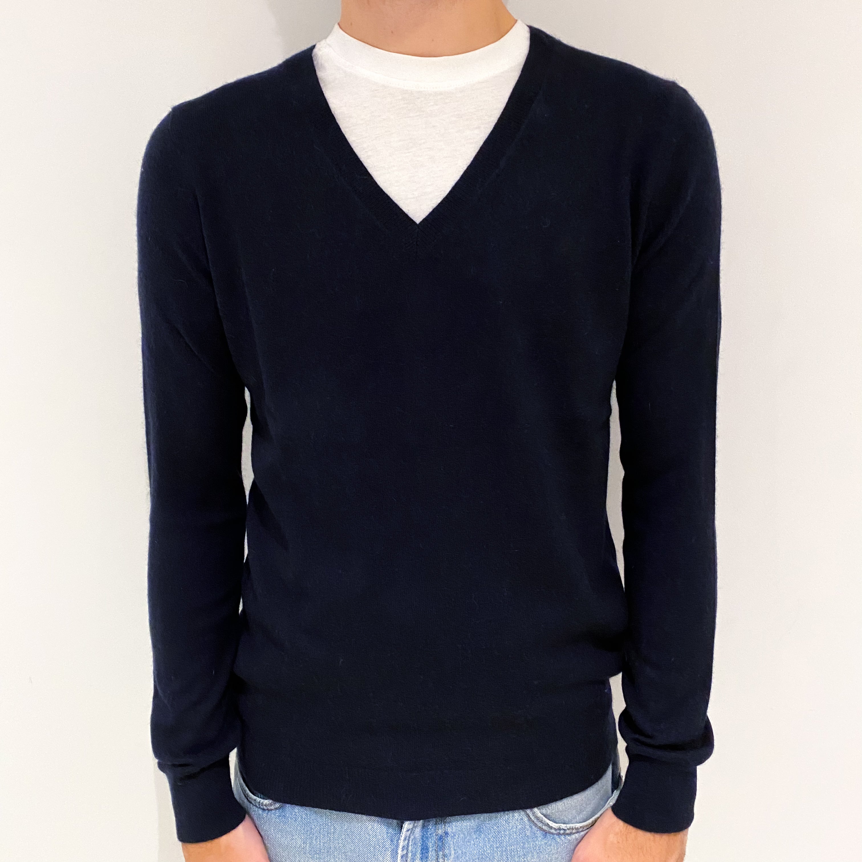 Men's Navy Blue Cashmere V-Neck Jumper Large